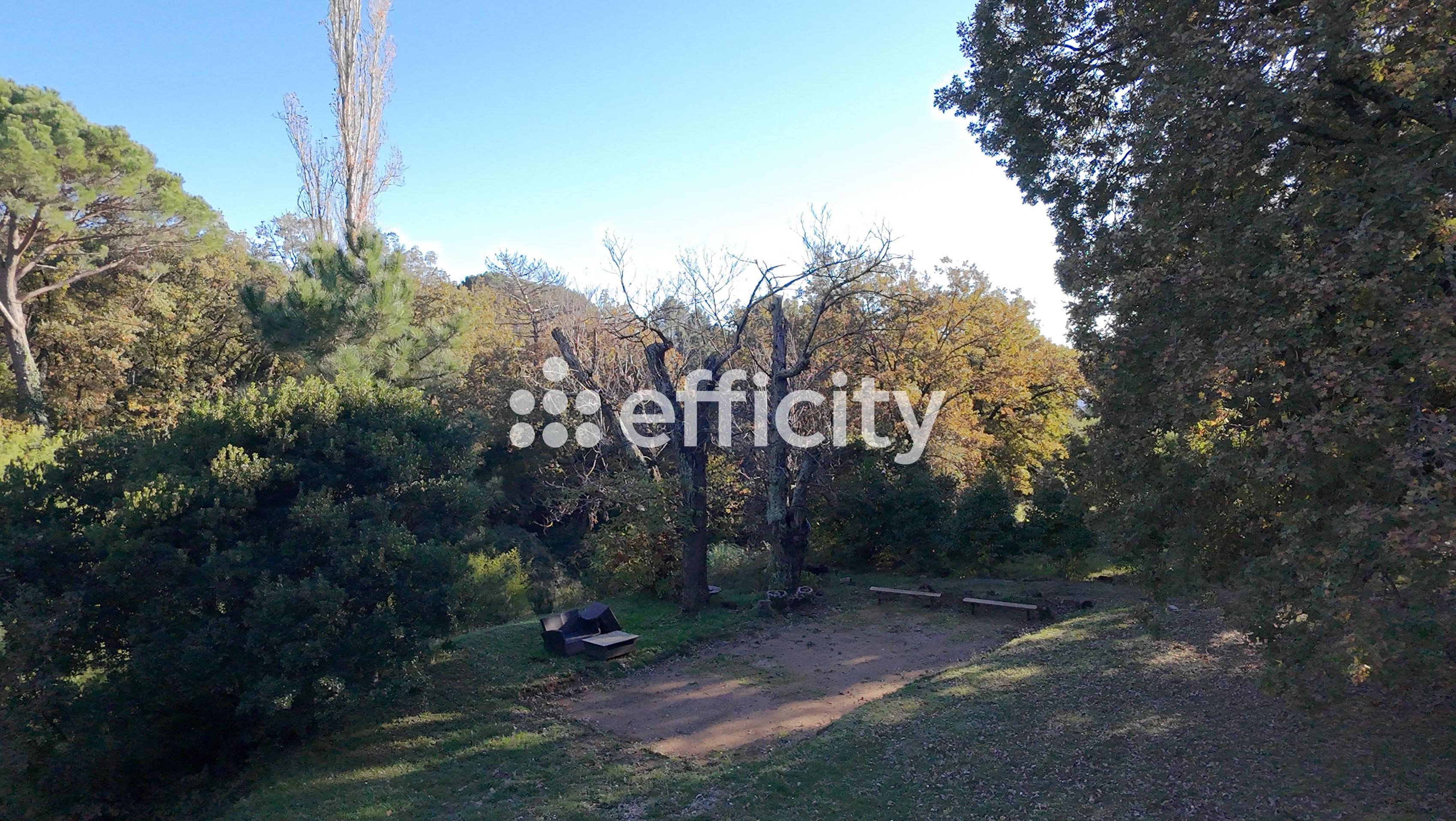 Achat immobilier Maison 8 pièces  200m2 à La Garde-Freinet (83680) - Photo n°10