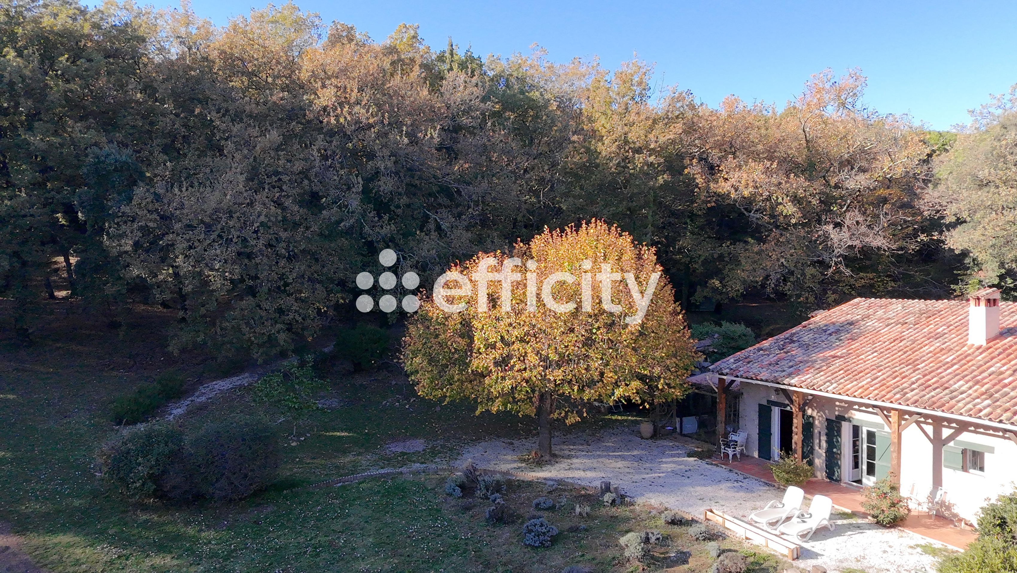 Achat immobilier Maison 8 pièces  200m2 à La Garde-Freinet (83680) - Photo n°8
