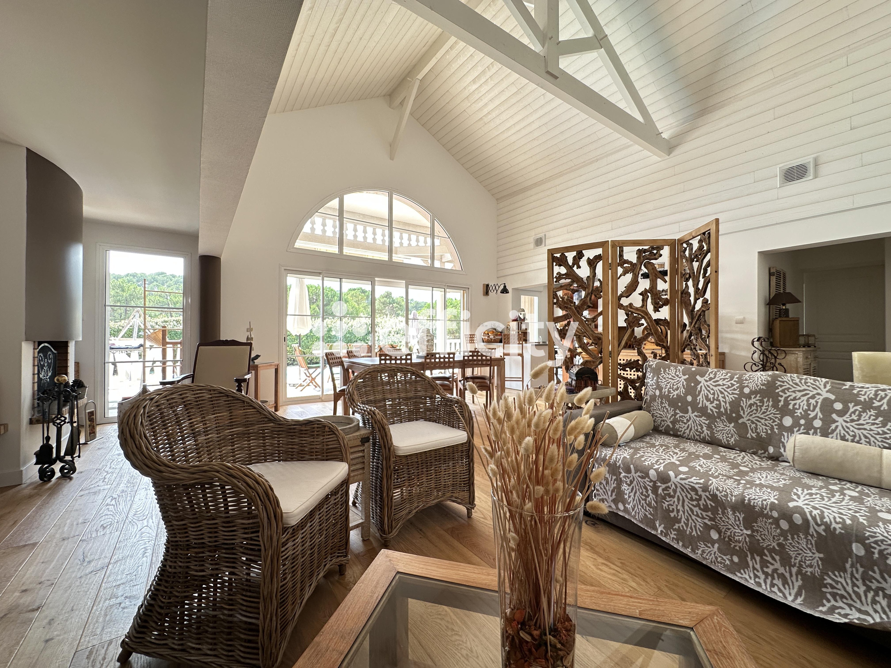 Achat immobilier Maison 5 pièces  140m2 à Lacanau Océan (33680) - Photo n°6