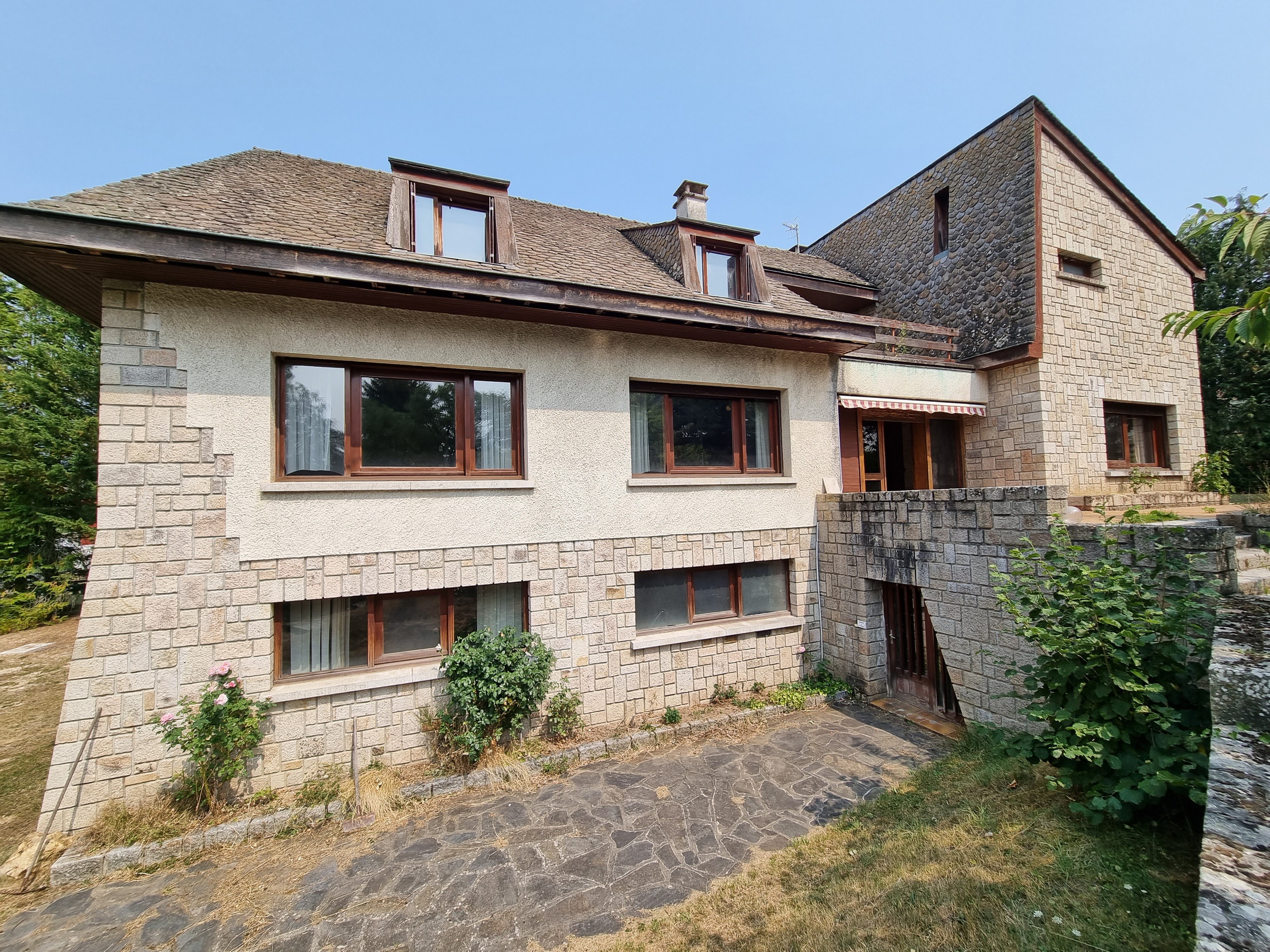 maison 11 pièces - 272m2 à Le Malzieu-Ville (48140)