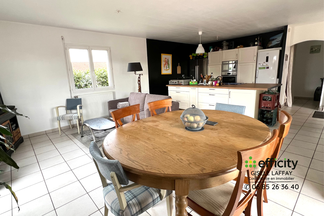 Achat immobilier Maison 5 pièces  115m2 à Feurs (42110) - Photo n°4