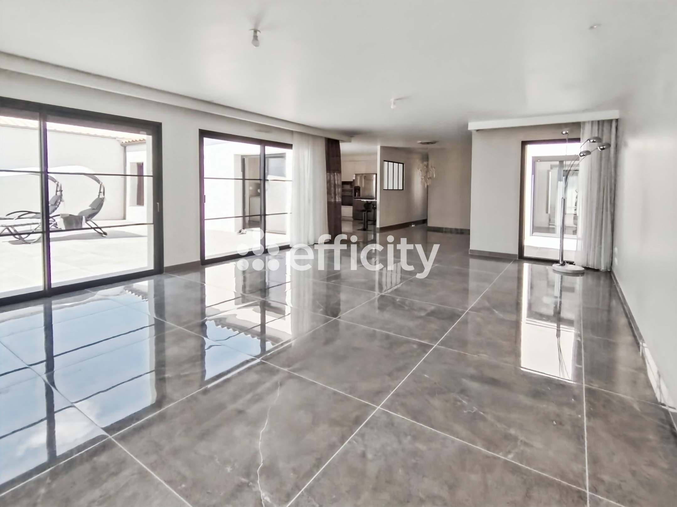 Achat immobilier Maison 6 pièces  150m2 à Dompierre-sur-Mer (17139) - Photo n°4