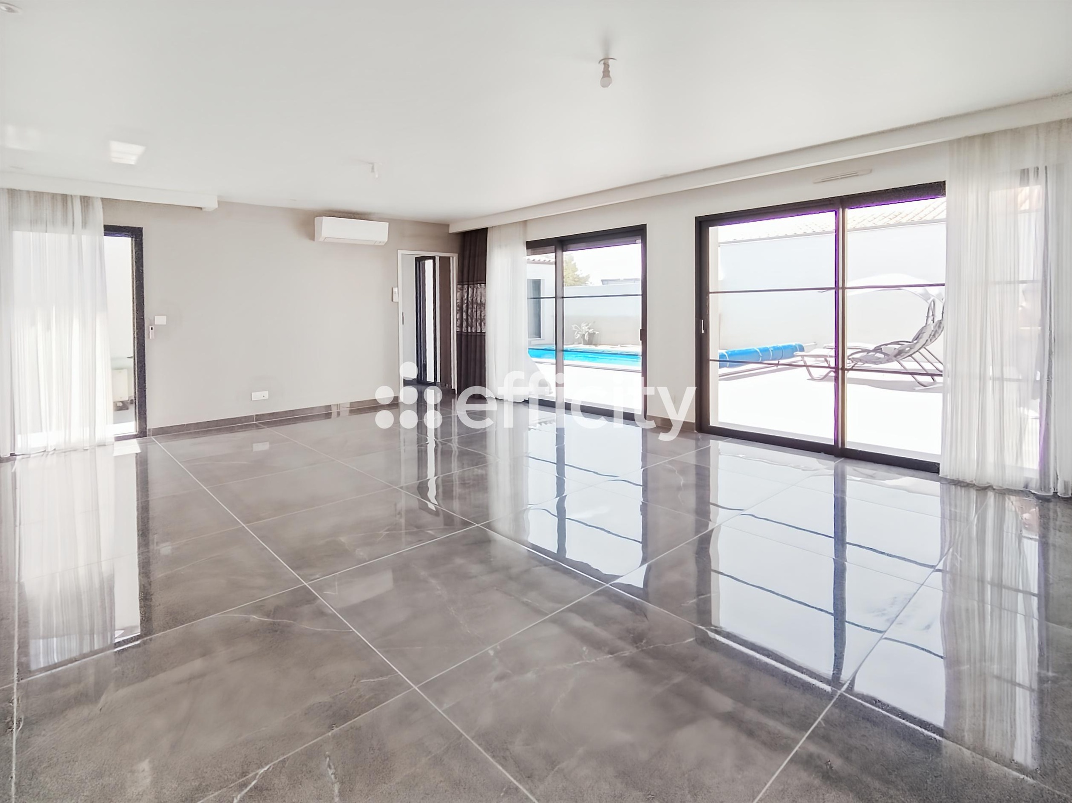 Achat immobilier Maison 6 pièces  150m2 à Dompierre-sur-Mer (17139) - Photo n°5