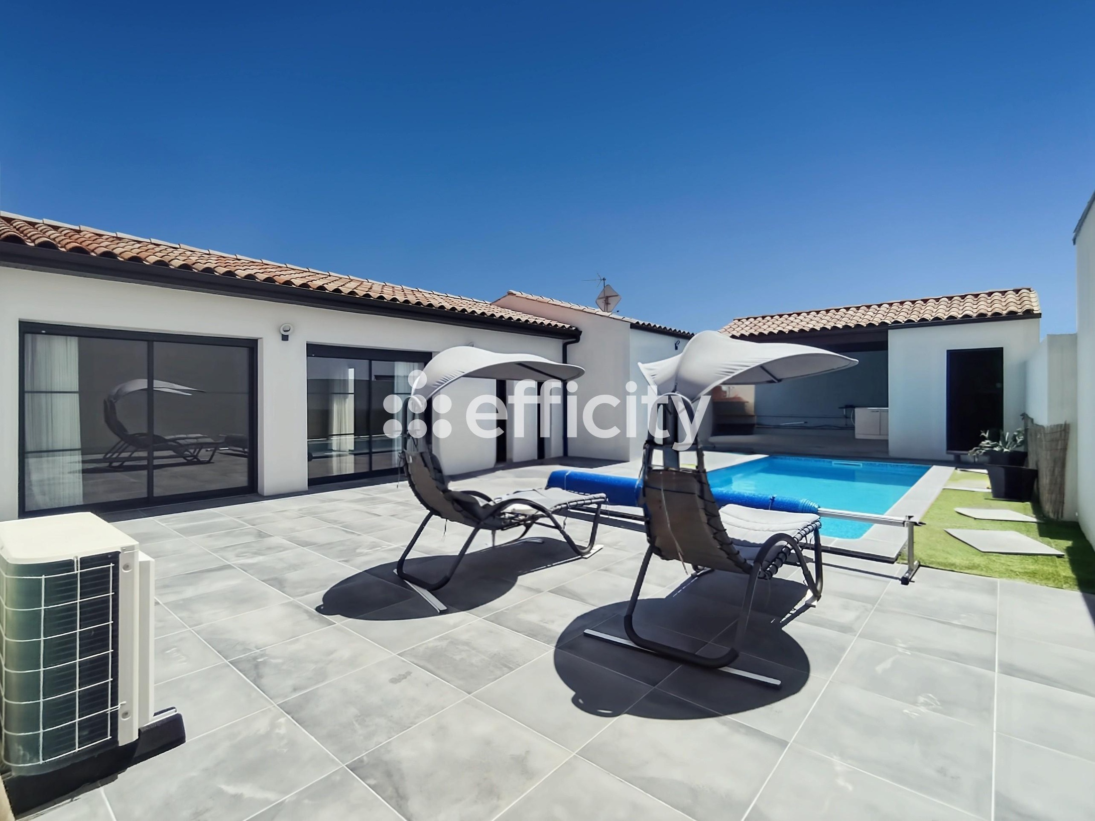 Achat immobilier Maison 6 pièces  150m2 à Dompierre-sur-Mer (17139) - Photo n°1