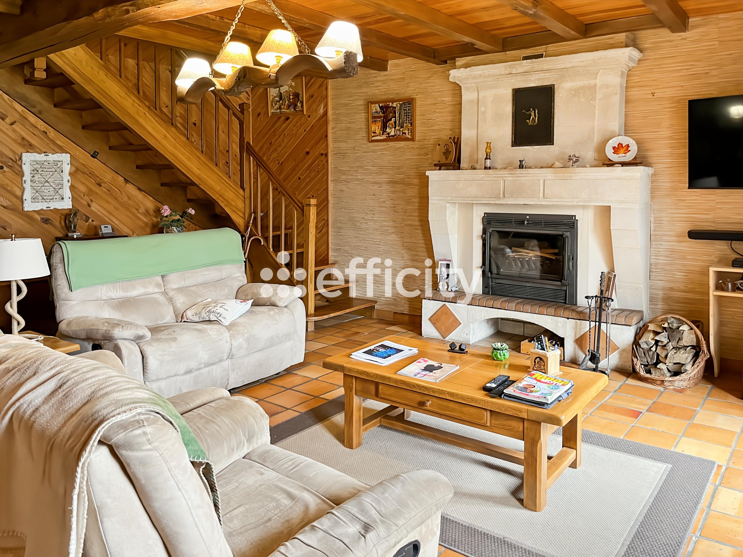 Achat immobilier Maison 9 pièces  183m2 à Chérac (17610) - Photo n°4