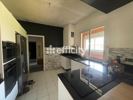 Achat immobilier Maison 7 pièces  186m2 à Le Taillan-Médoc (33320) - Photo n°5