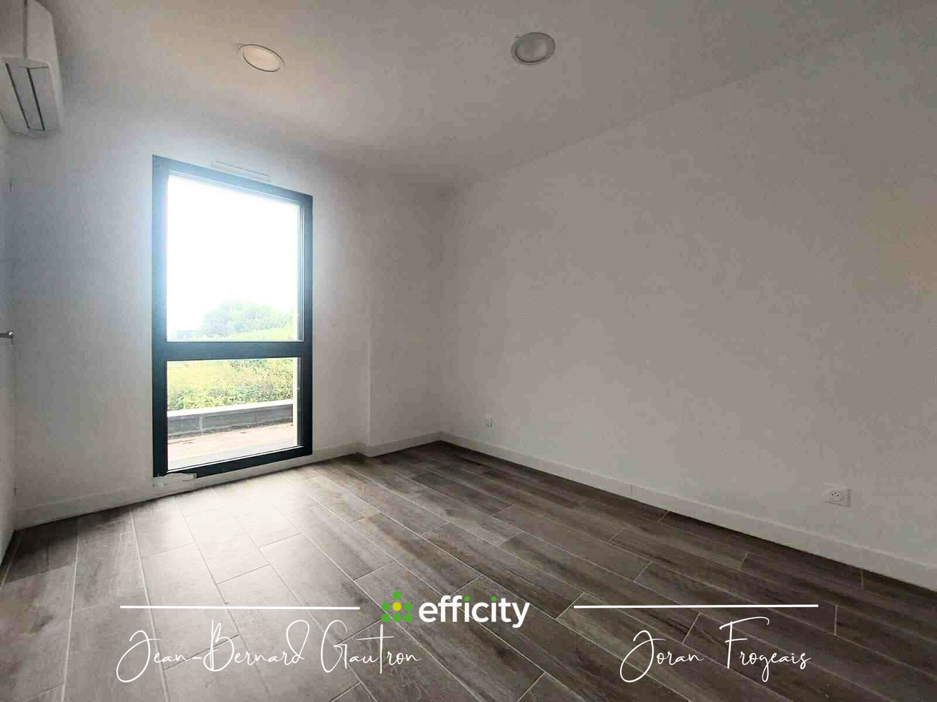 Achat immobilier Bureau 17 pièces  573m2 à La Chapelle-des-Fougeretz (35520) - Photo n°6