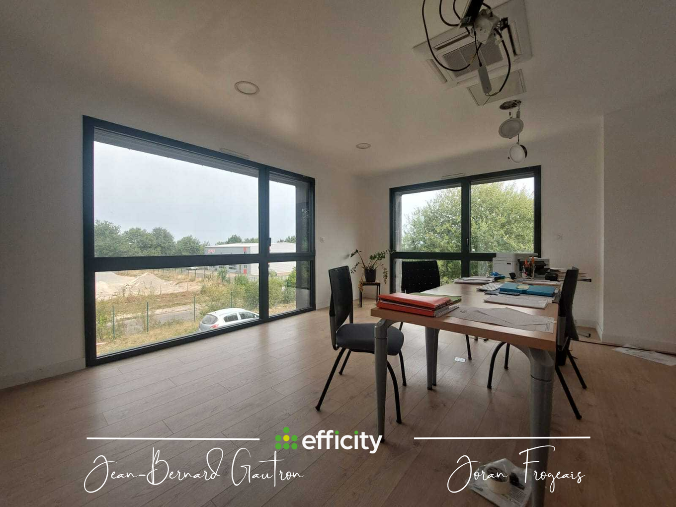 Achat immobilier Bureau 17 pièces  573m2 à La Chapelle-des-Fougeretz (35520) - Photo n°5