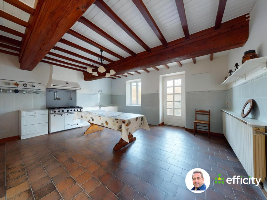 Achat immobilier Maison 5 pièces  222m2 à Baneins (01990) - Photo n°5