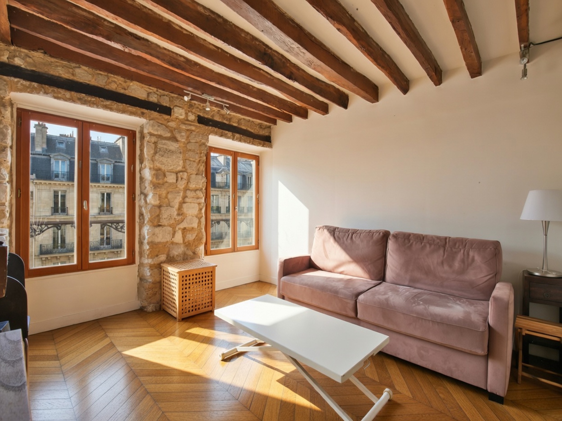 appartement 2 pièces - 44m2 à Paris (75001)