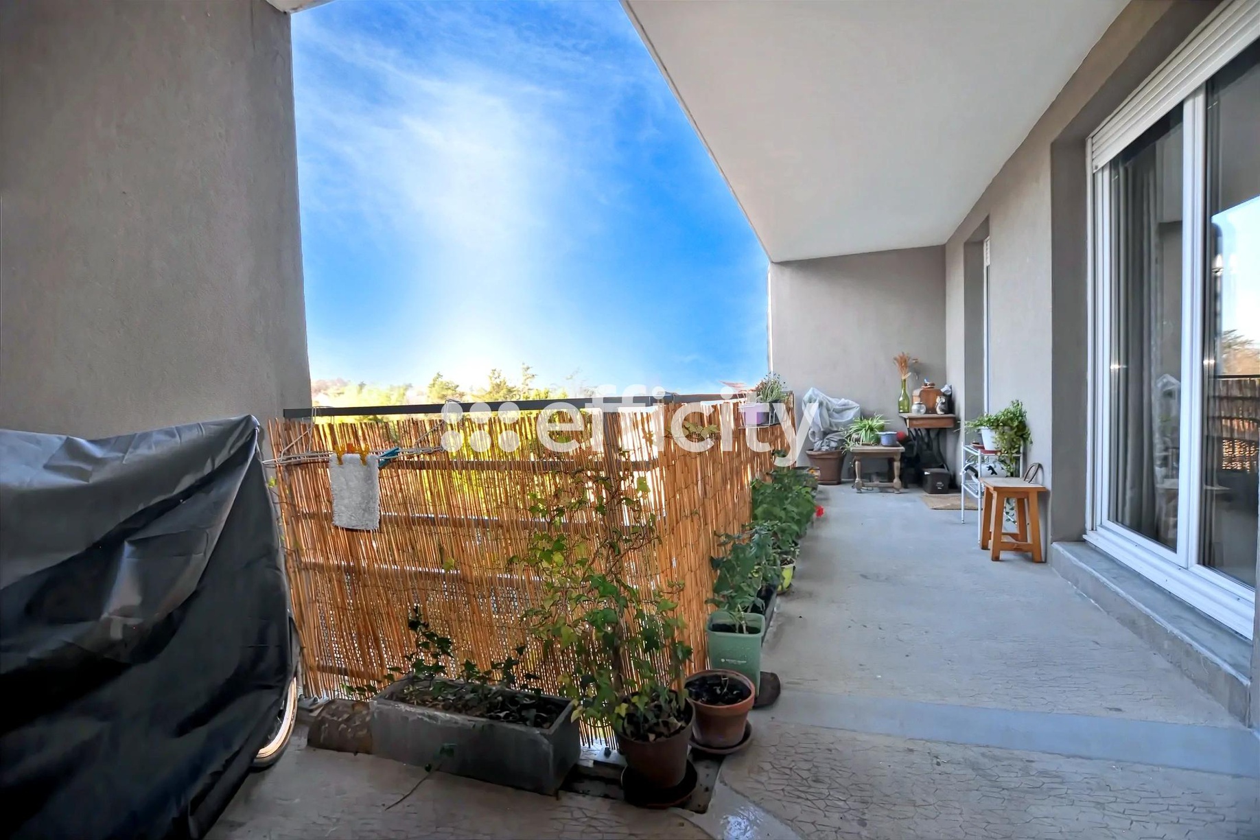 Achat immobilier Appartement 2 pièces  52m2 à Vénissieux (69200) - Photo n°1