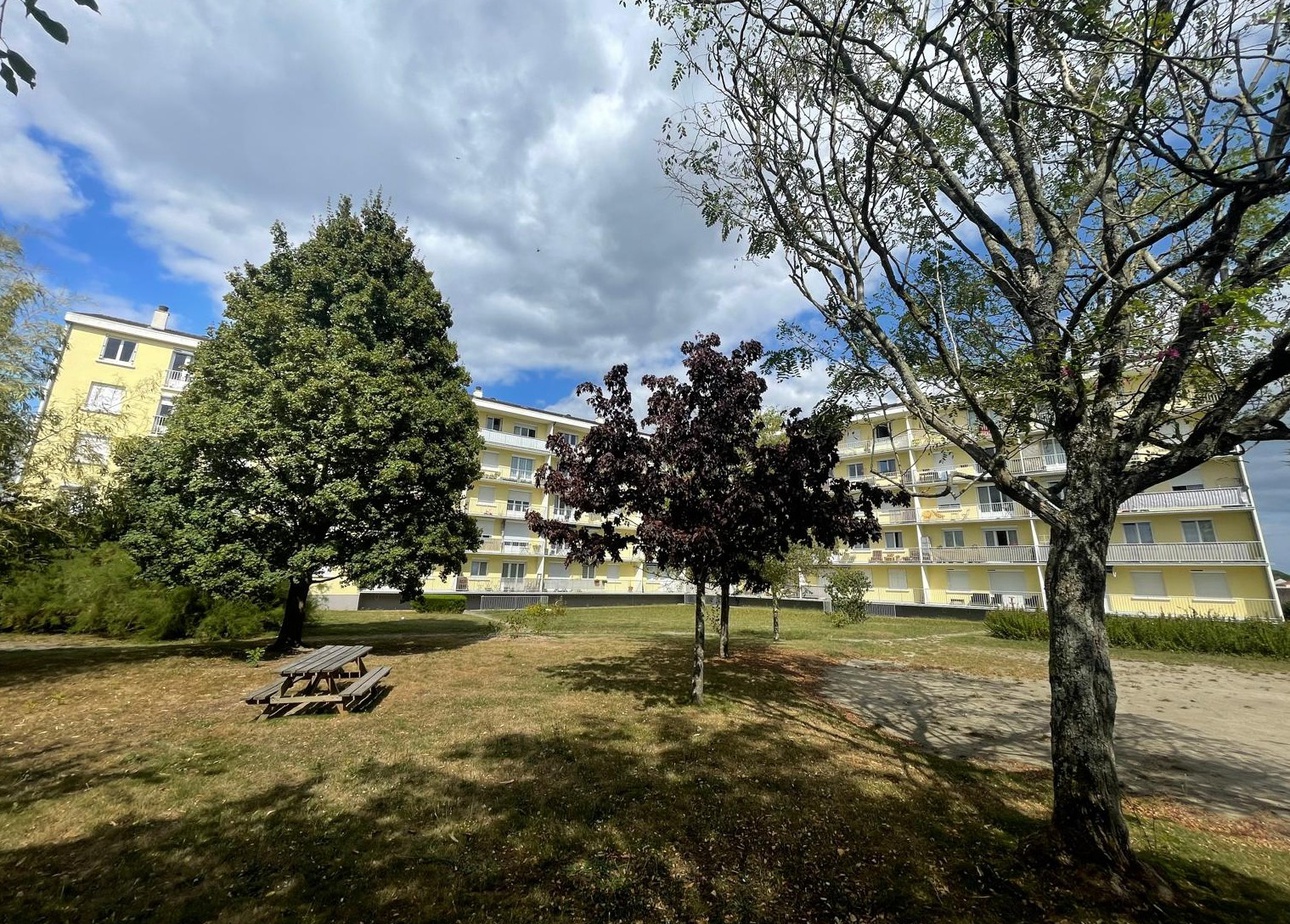 Achat immobilier Appartement 5 pièces  83m2 à Rezé (44400) - Photo n°1