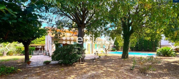 maison 7 pièces - 200m2 à Arles (13200)