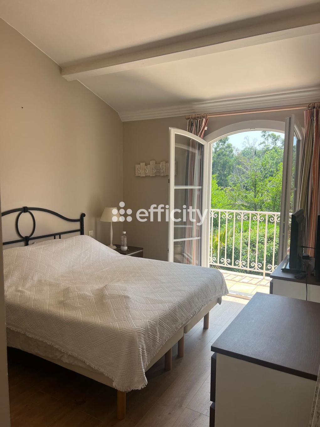 Achat immobilier Maison 5 pièces  80m2 à Grimaud (83310) - Photo n°12