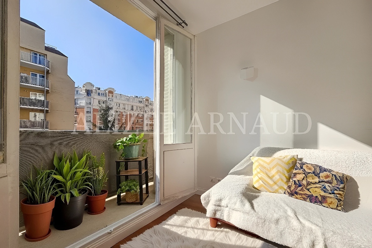 appartement 2 pièces - 45m2 à Courbevoie (92400)
