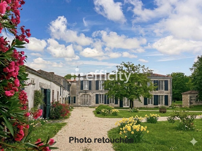 maison 16 pièces - 436,0m2 à Angliers (17540)