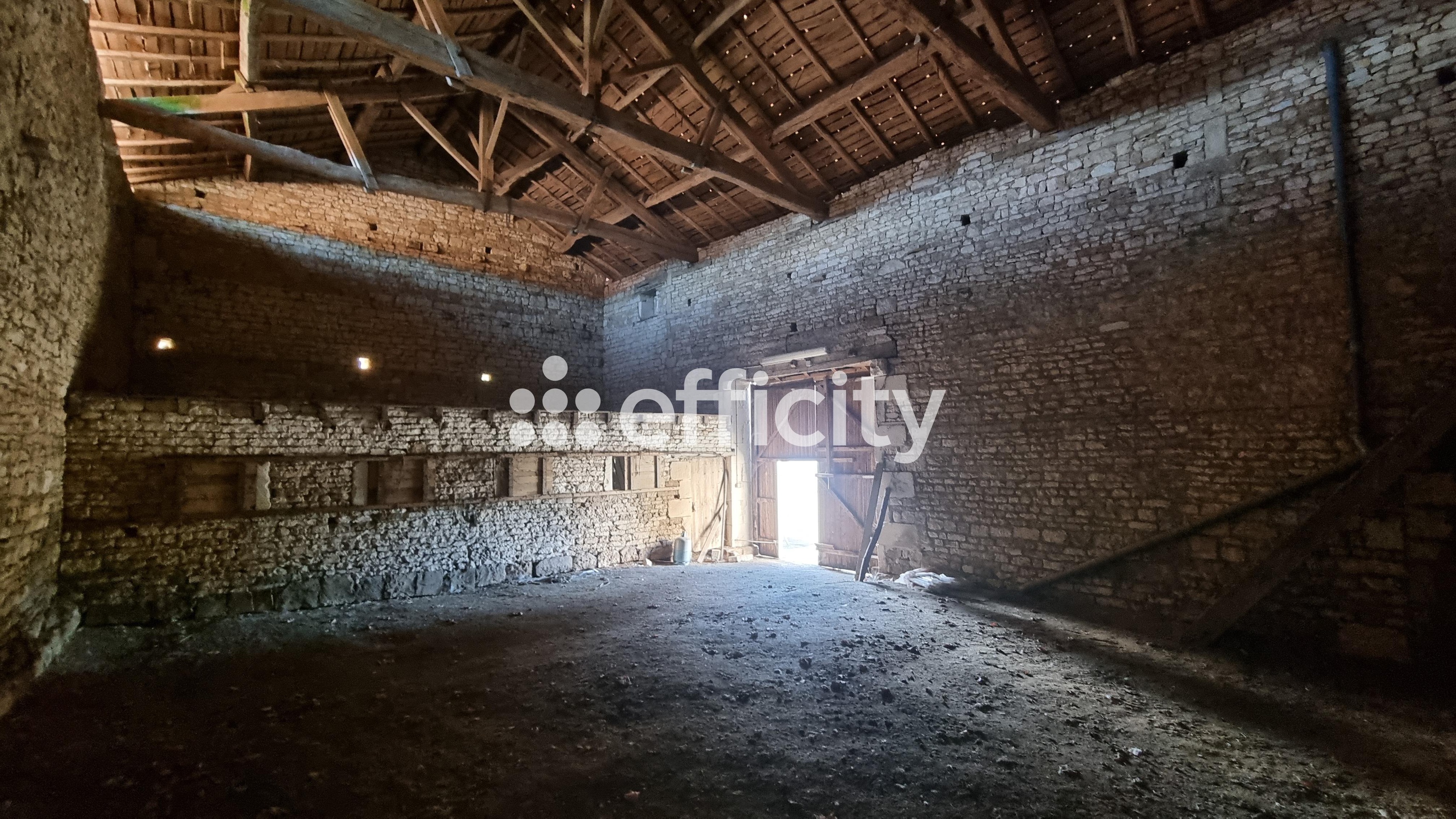 Achat immobilier Maison 5 pièces  206m2 à Villefagnan (16240) - Photo n°21