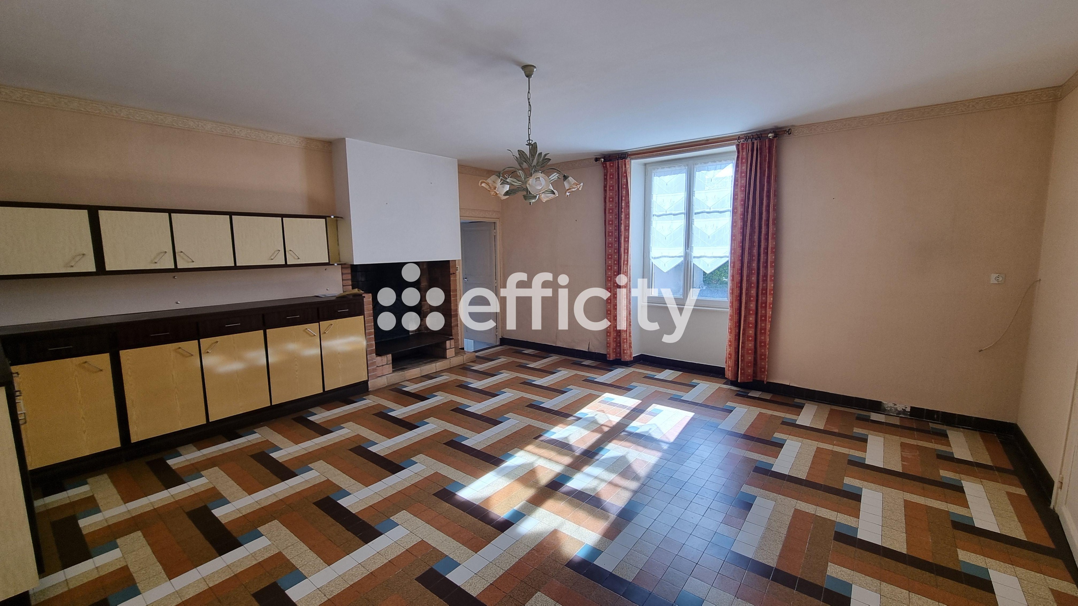 Achat immobilier Maison 5 pièces  206m2 à Villefagnan (16240) - Photo n°14