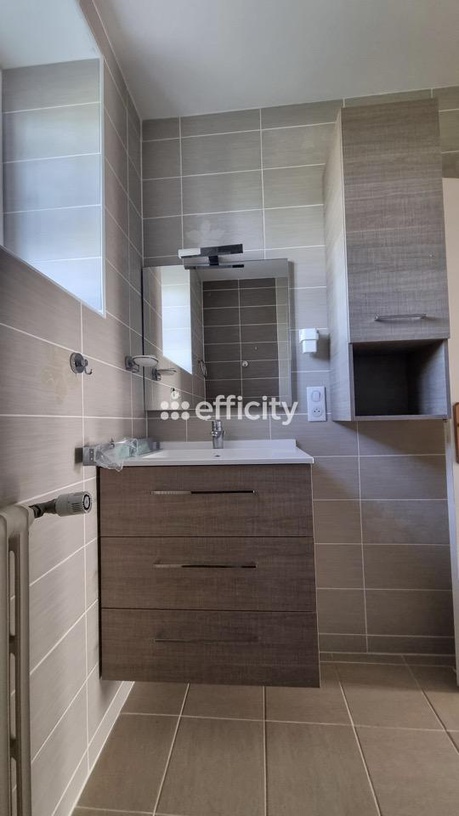 Achat immobilier Maison 5 pièces  206m2 à Villefagnan (16240) - Photo n°19