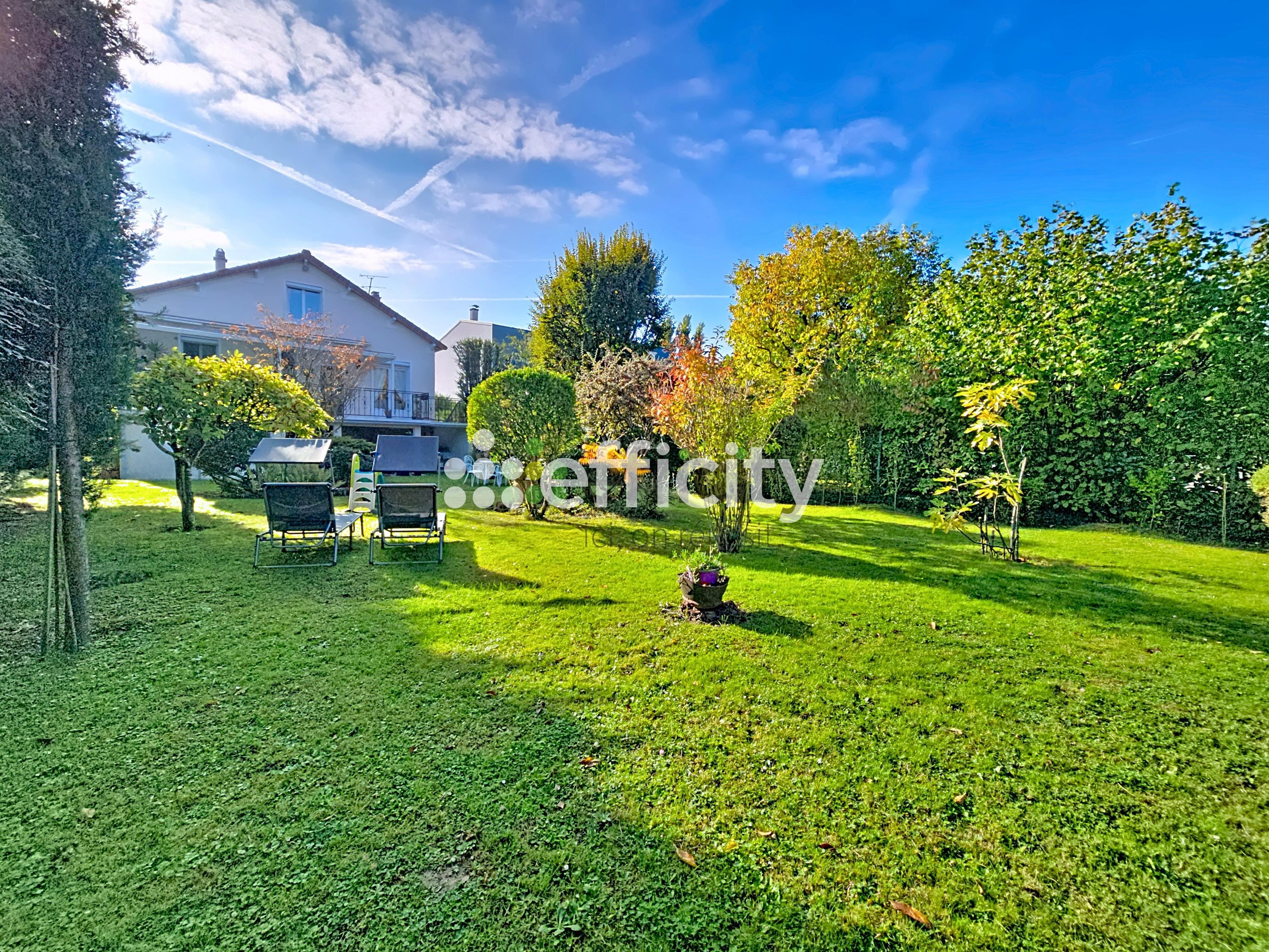 Achat immobilier Maison 6 pièces  140m2 à Le Plessis-Trévise (94420) - Photo n°1