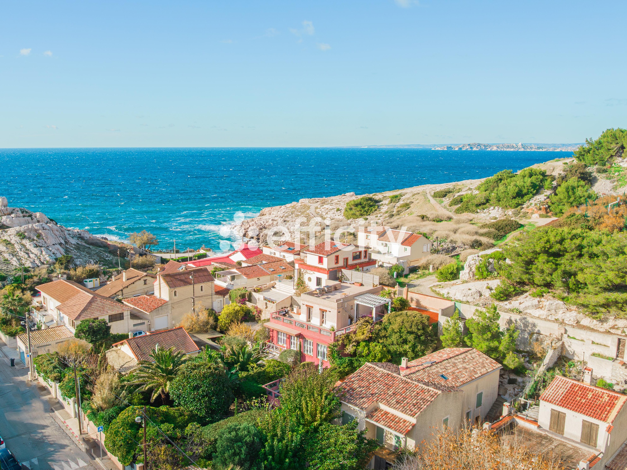 maison 6 pièces - 236m2 à Marseille (13008)