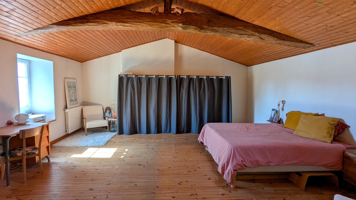 maison 5 pièces - 210m2 à Angeac-Champagne (16130)