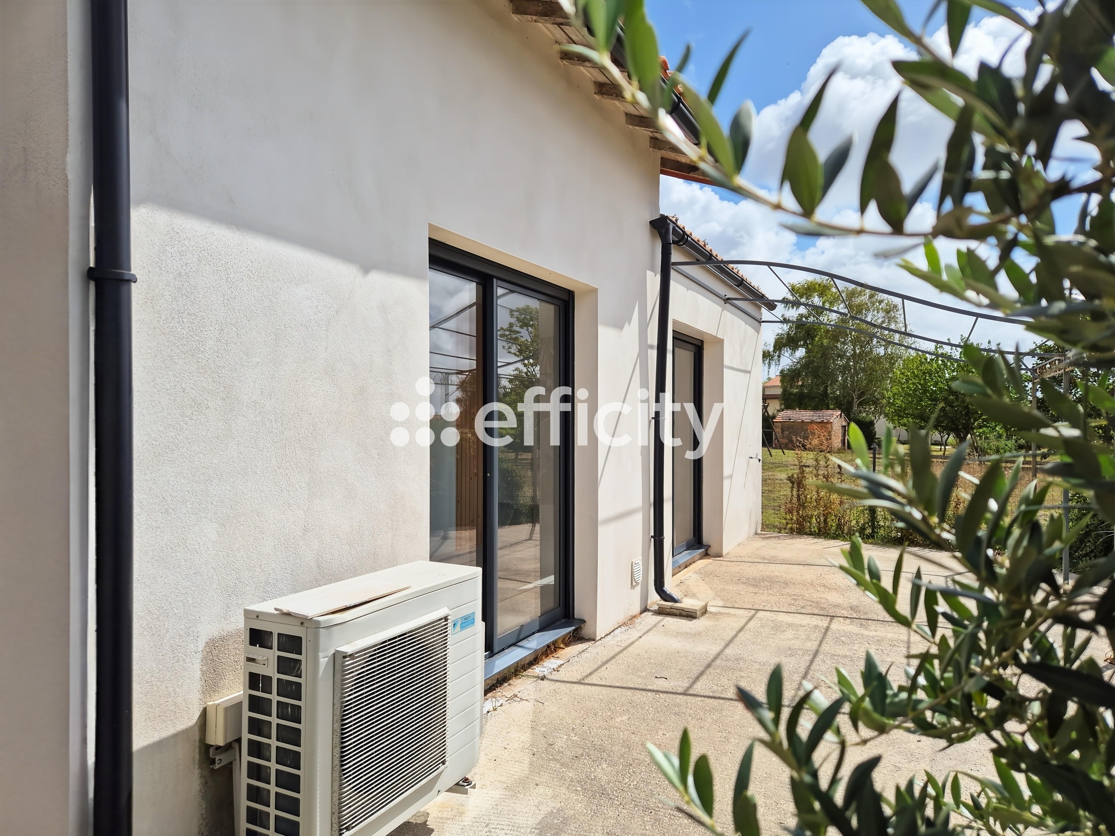 maison 5 pièces - 90m2 à Tonnay-Charente (17430)