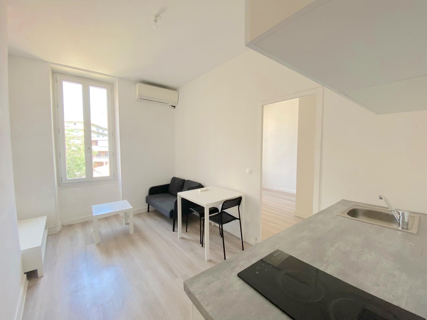 appartement 2 pièces - 24m2 à Marseille (13004)
