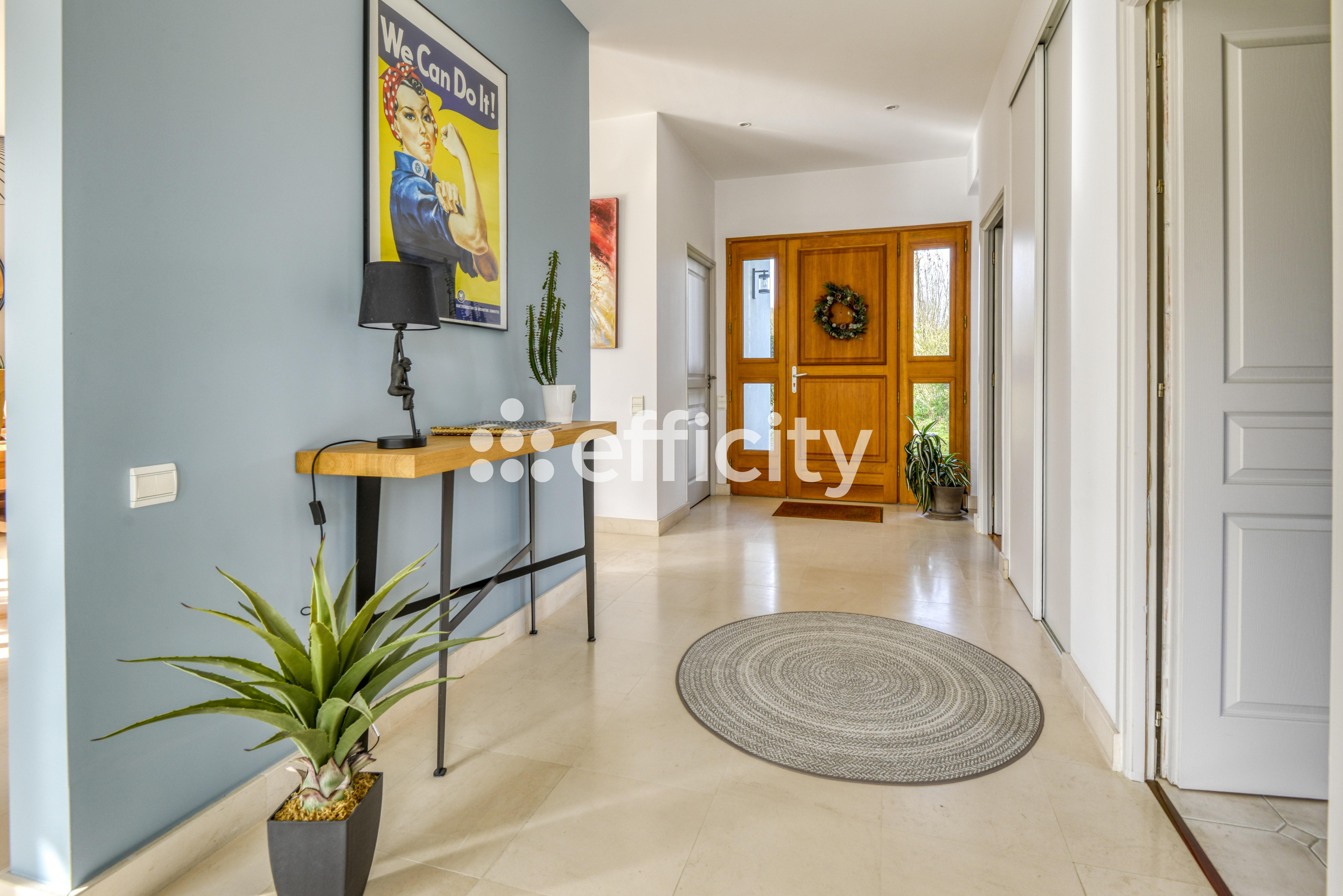 Achat immobilier Maison 9 pièces  255m2 à Carquefou (44470) - Photo n°1