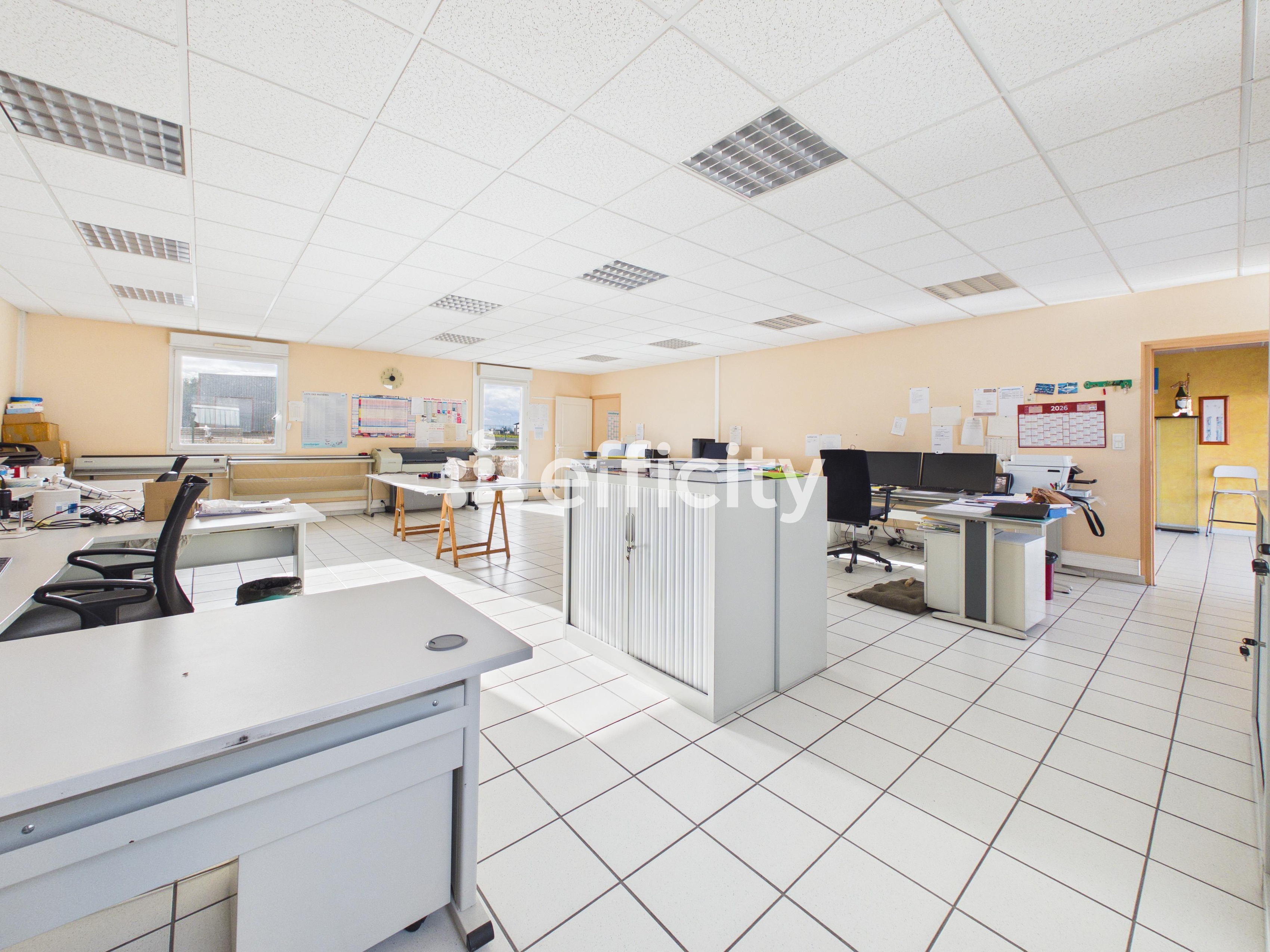 Achat immobilier Local commercial   200m2 à Saint-Denis-lès-Bourg (01000) - Photo n°6