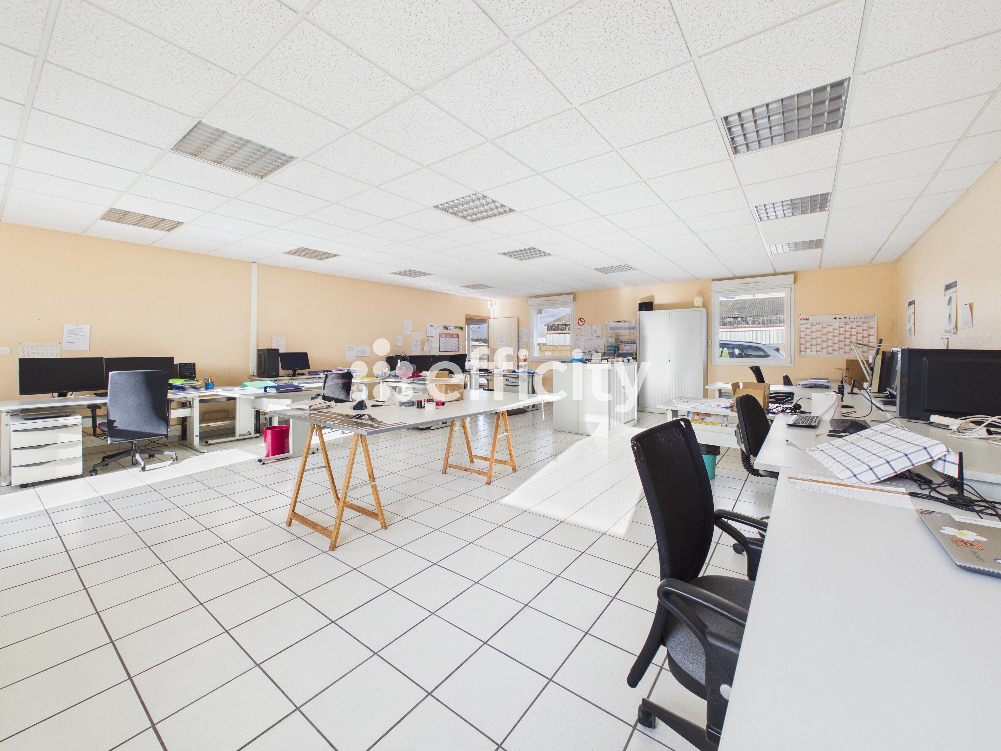 Achat immobilier Local commercial   200m2 à Saint-Denis-lès-Bourg (01000) - Photo n°5