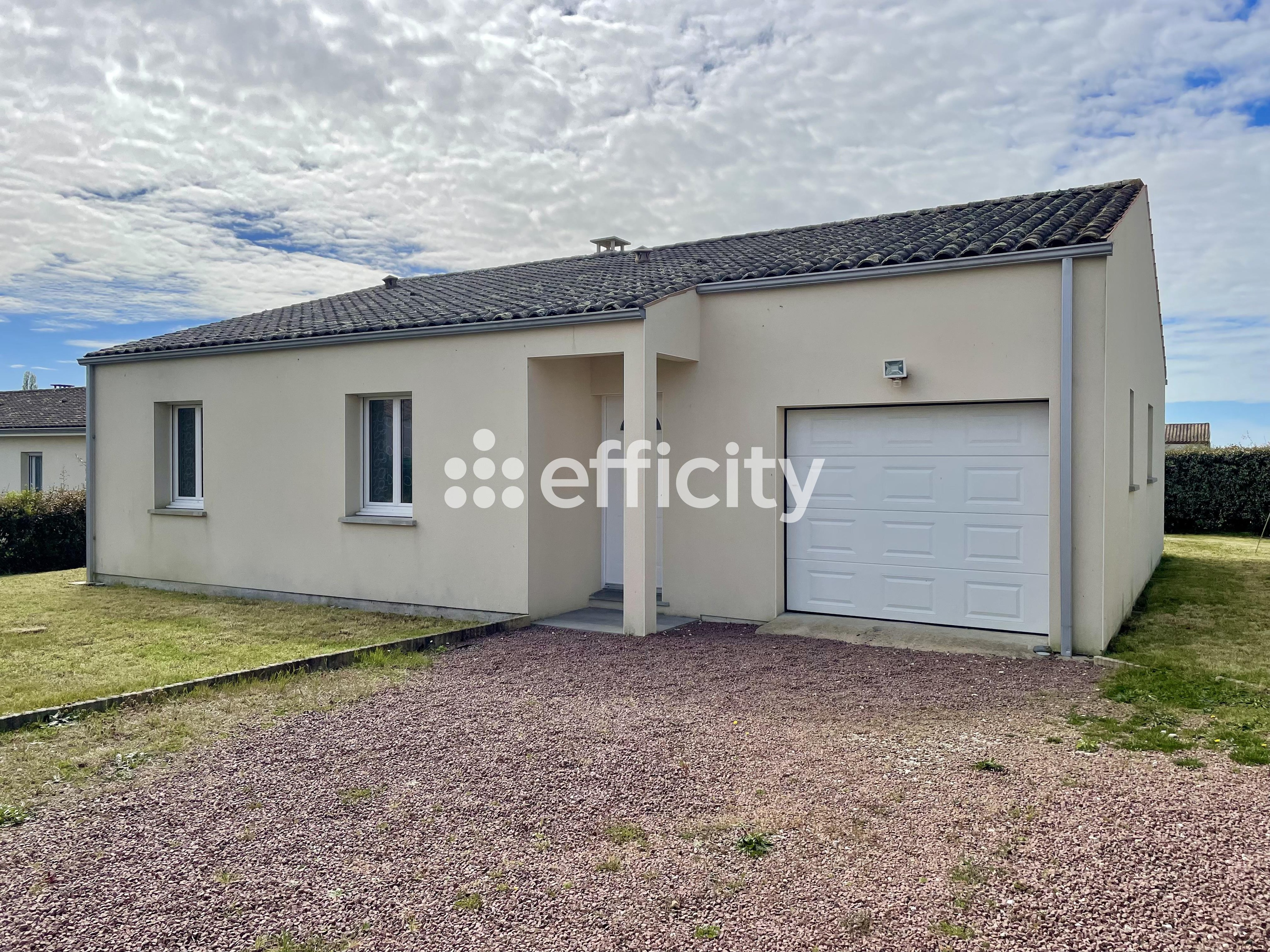Achat immobilier Maison 4 pièces  91m2 à Étaules (17750) - Photo n°1