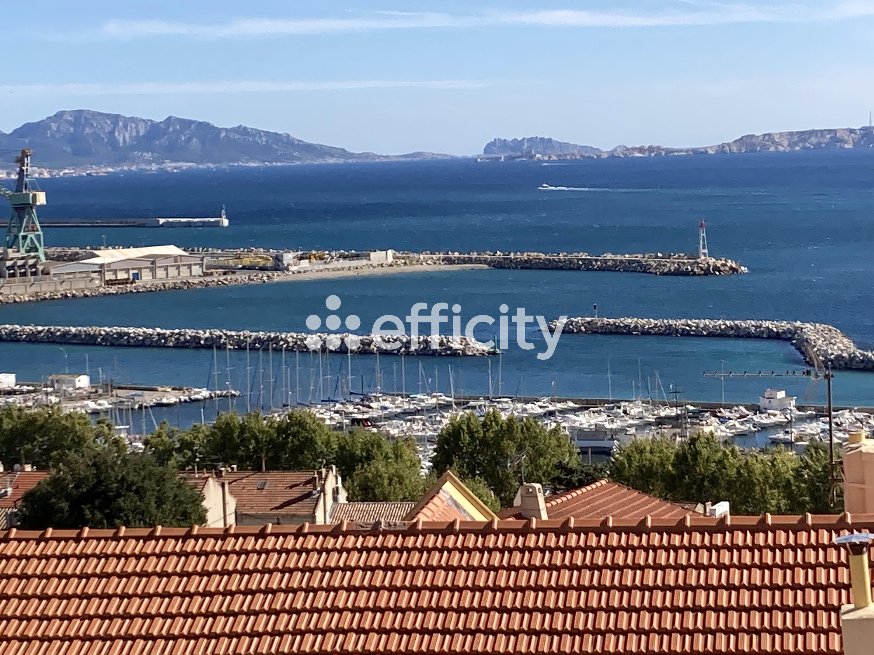 Achat immobilier Maison 6 pièces  160m2 à Marseille (13016) - Photo n°1