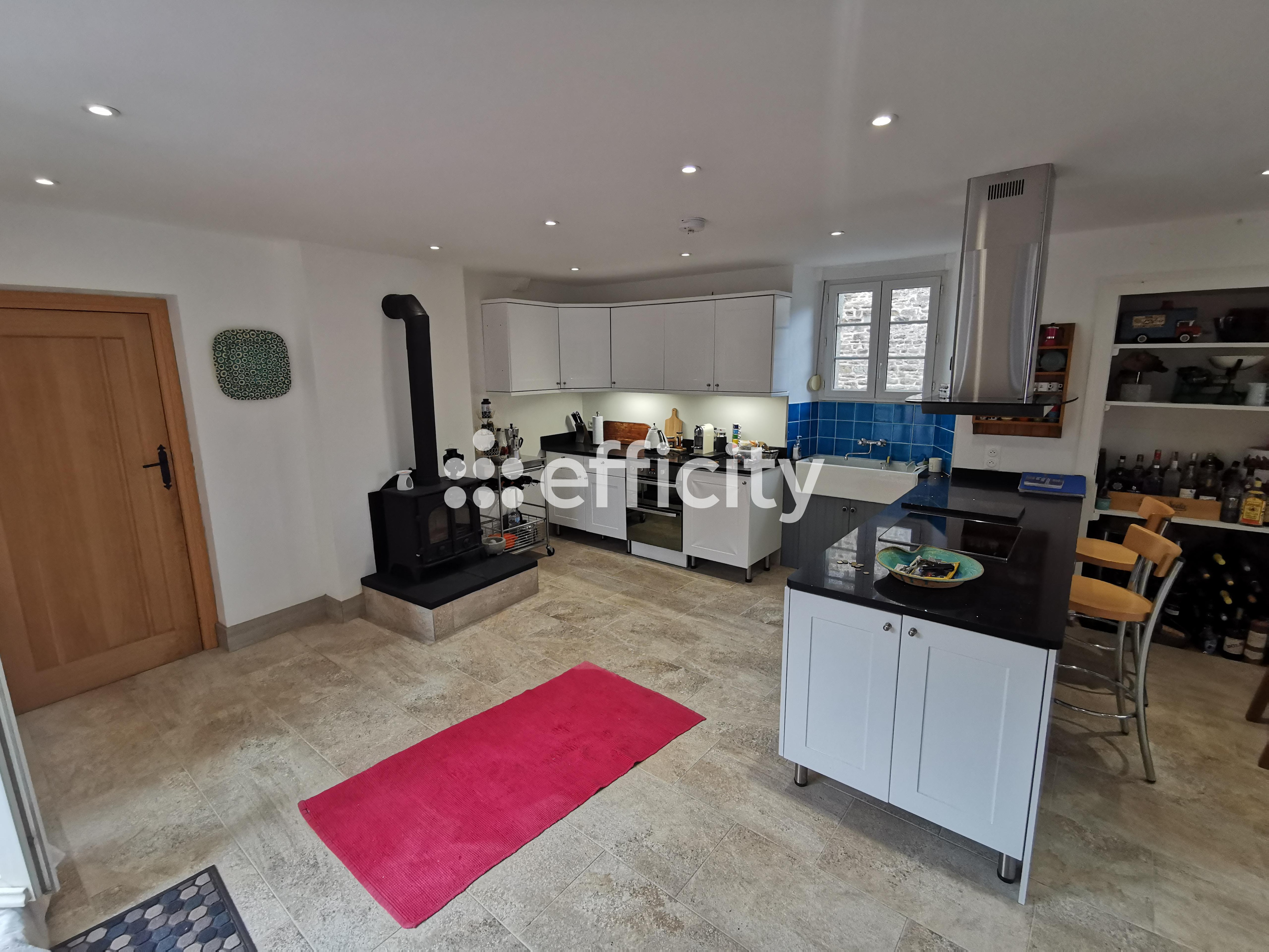 Achat immobilier Maison 6 pièces  125m2 à Tessy-Bocage (50420) - Photo n°4