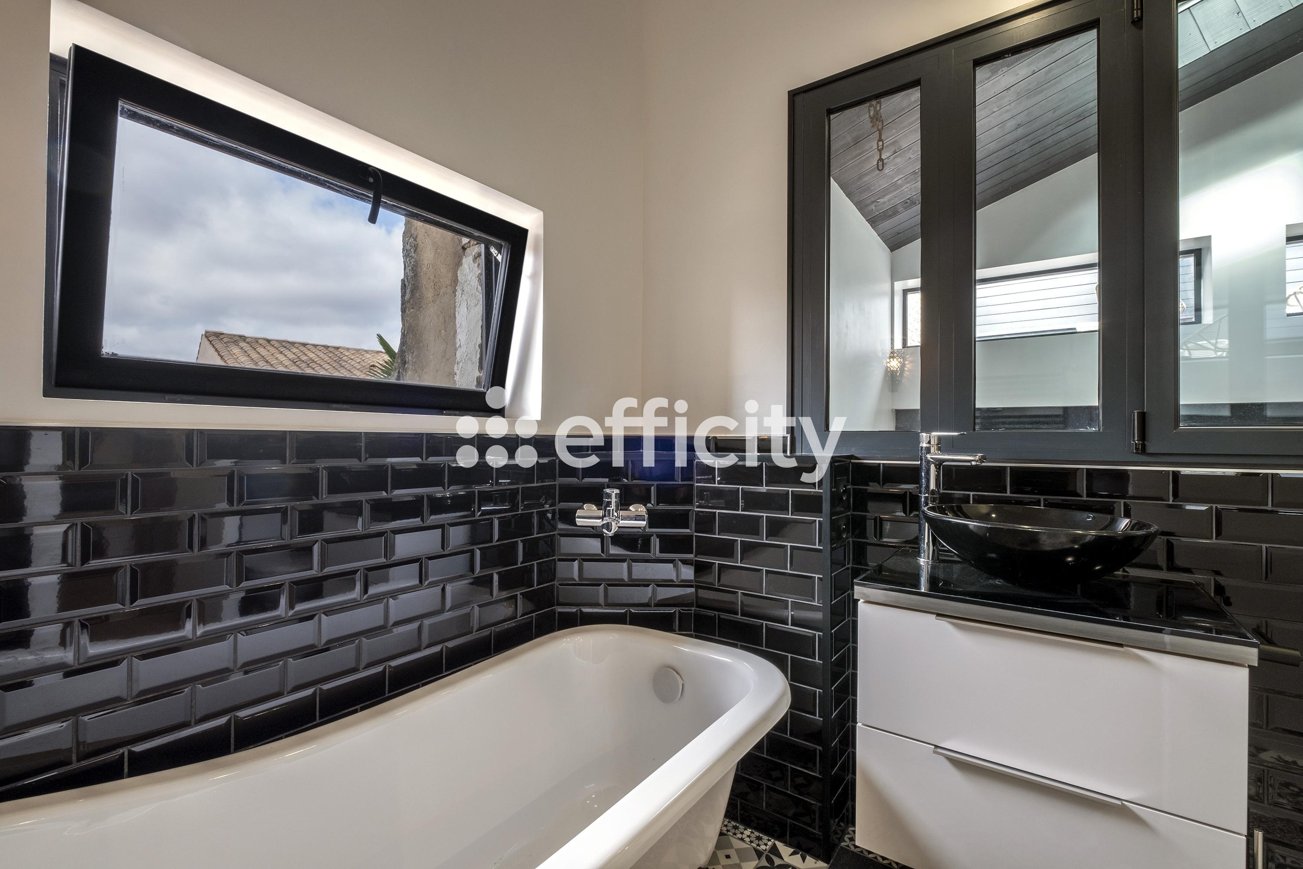 Achat immobilier Maison 5 pièces  185m2 à Saint-Xandre (17138) - Photo n°10