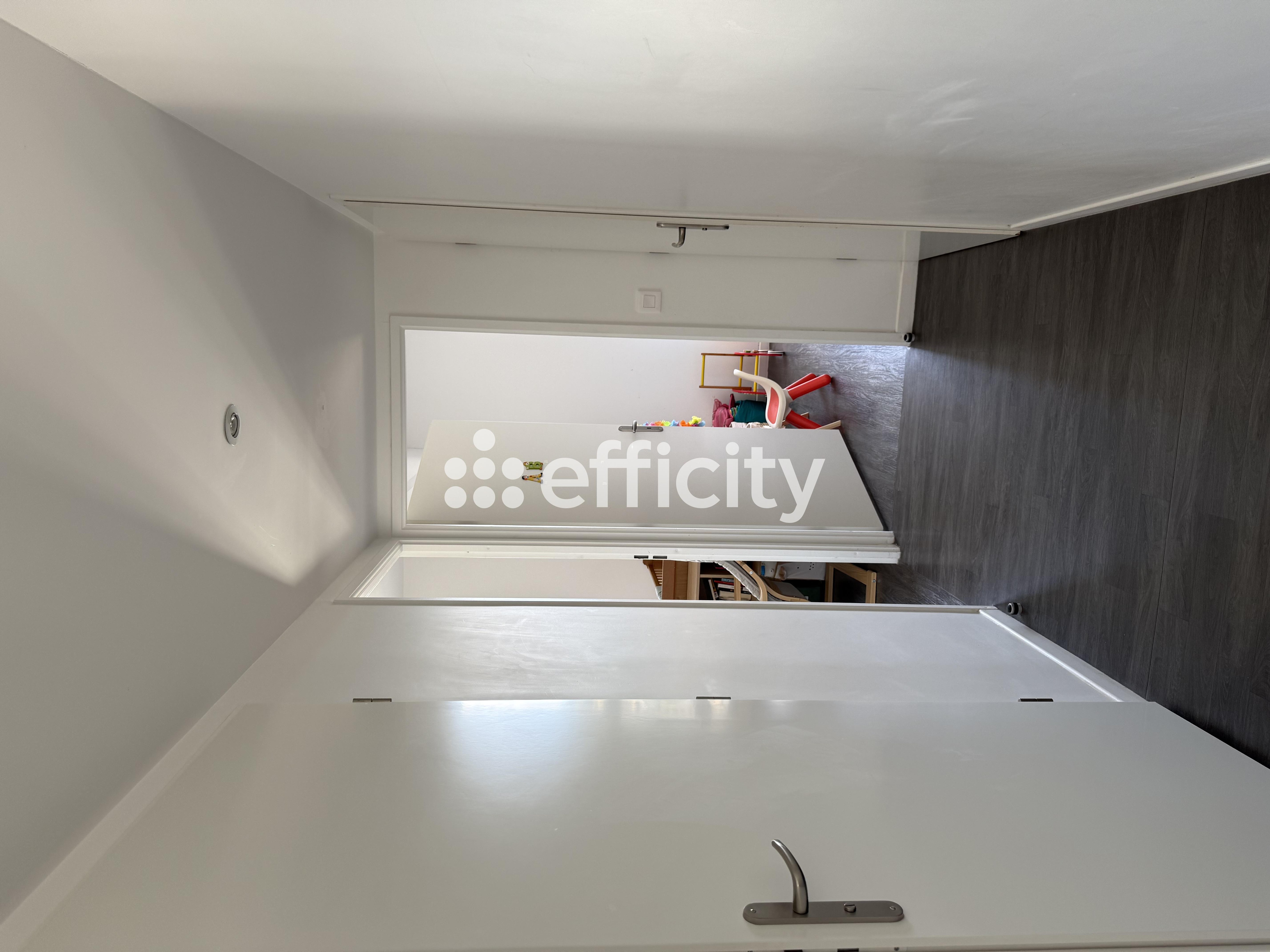 Achat immobilier Appartement 4 pièces  81m2 à Cergy (95800) - Photo n°11