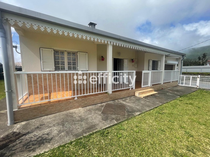 maison 5 pièces - 147m2 à La Plaine-des-Palmistes (97431)