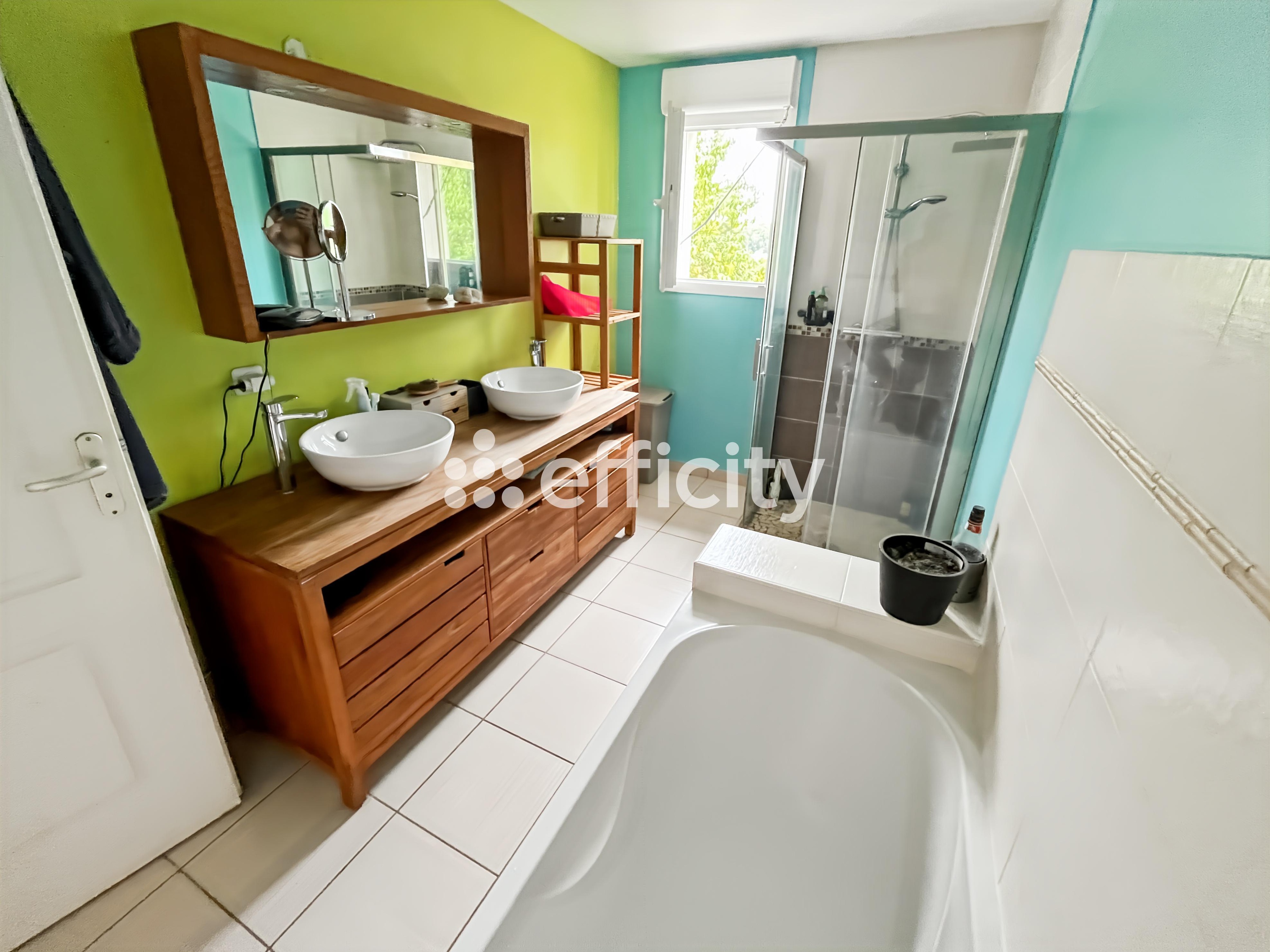 Achat immobilier Maison 6 pièces  118m2 à Perrusson (37600) - Photo n°6