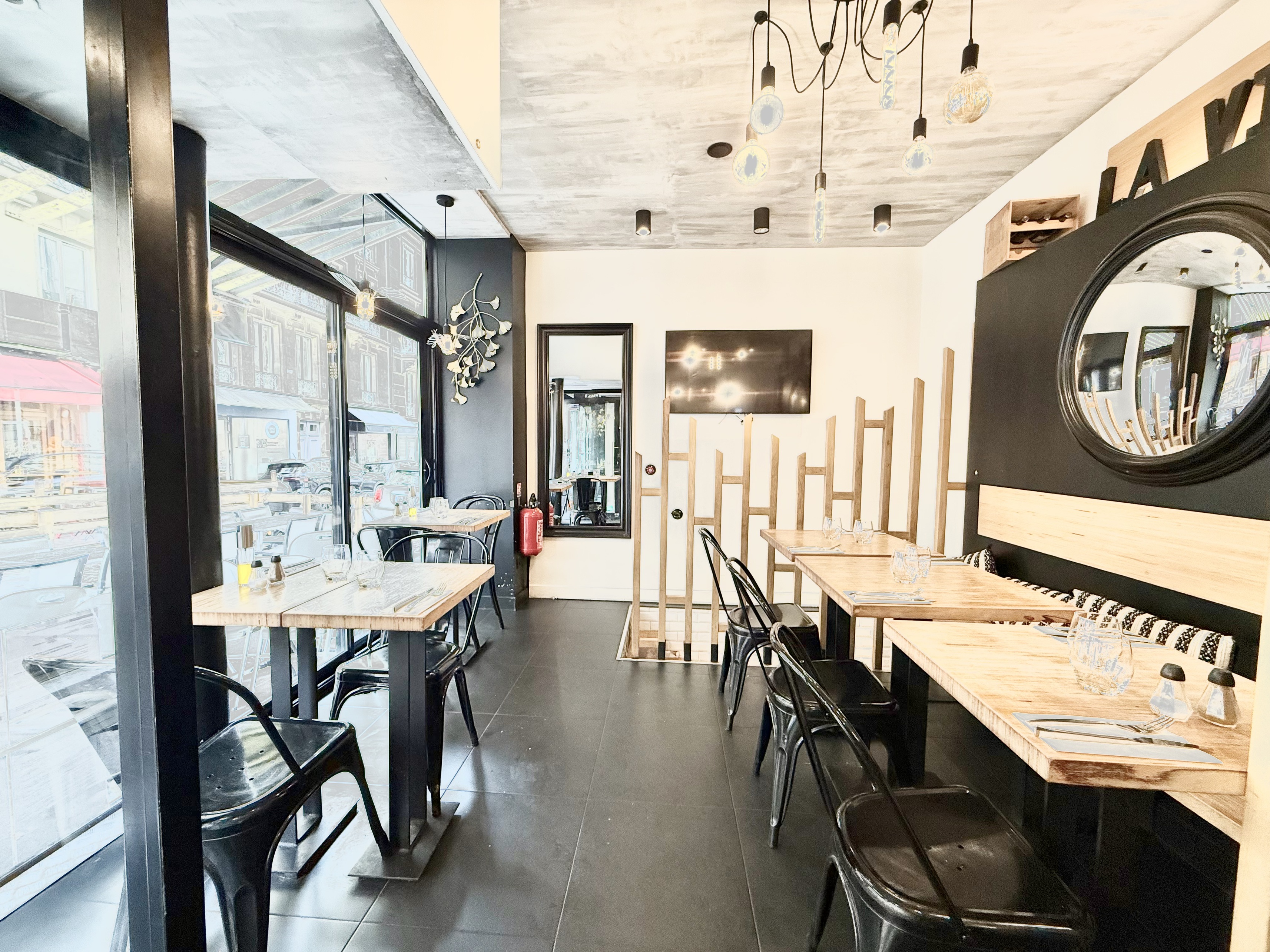 Achat immobilier Fonds de commerce   80m2 à Paris (75016) - Photo n°1