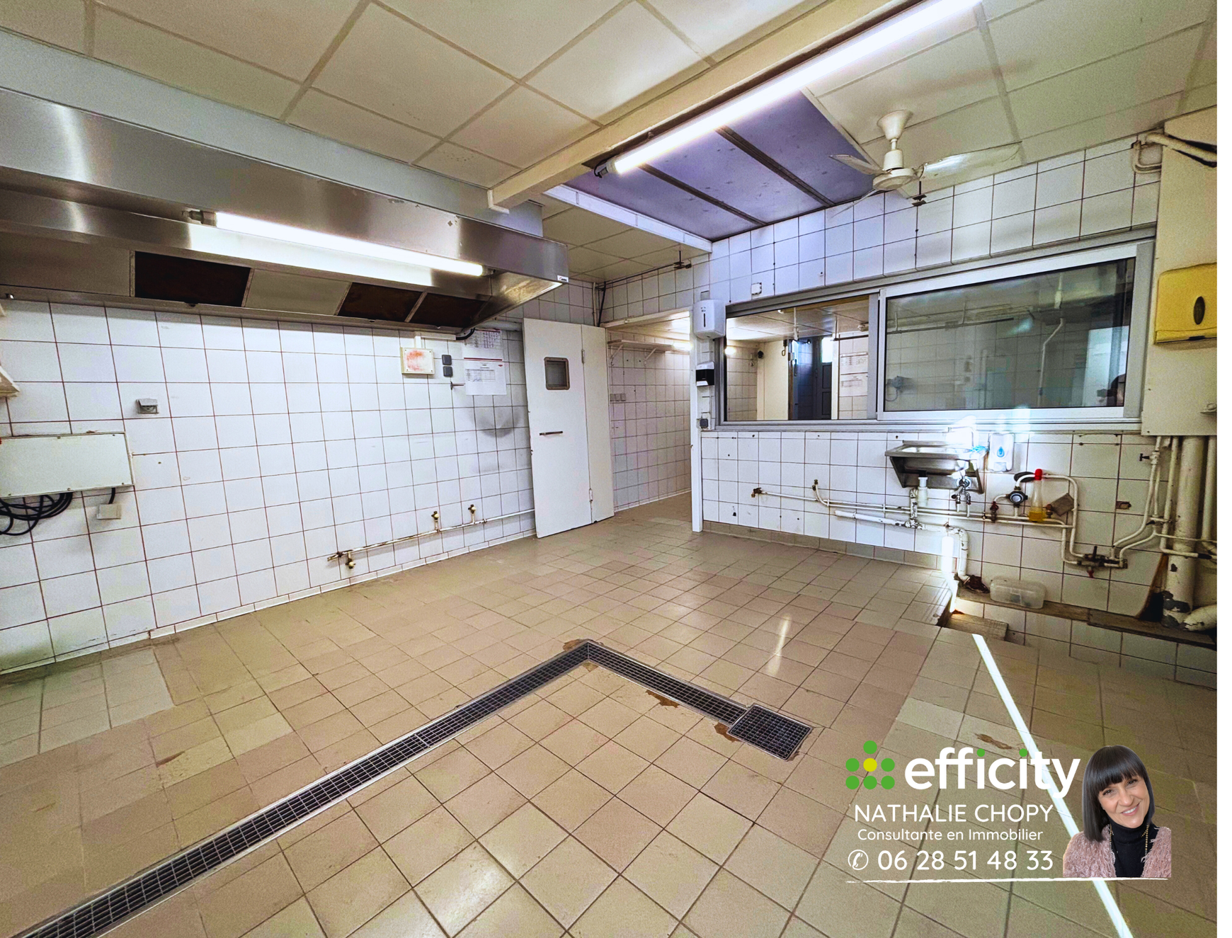 Achat immobilier Local commercial 8 pièces  215m2 à Unieux (42240) - Photo n°4