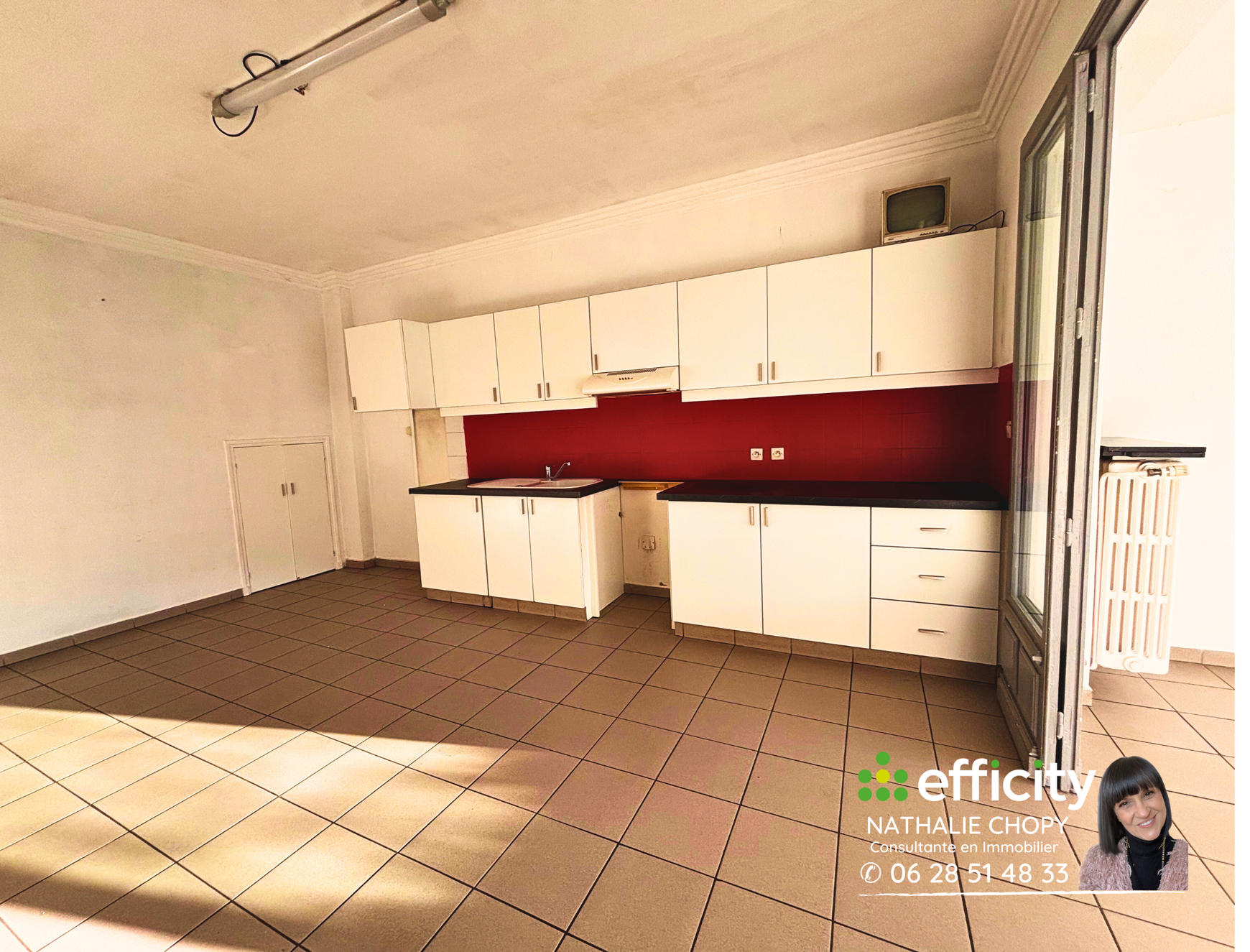 Achat immobilier Local commercial 8 pièces  215m2 à Unieux (42240) - Photo n°8