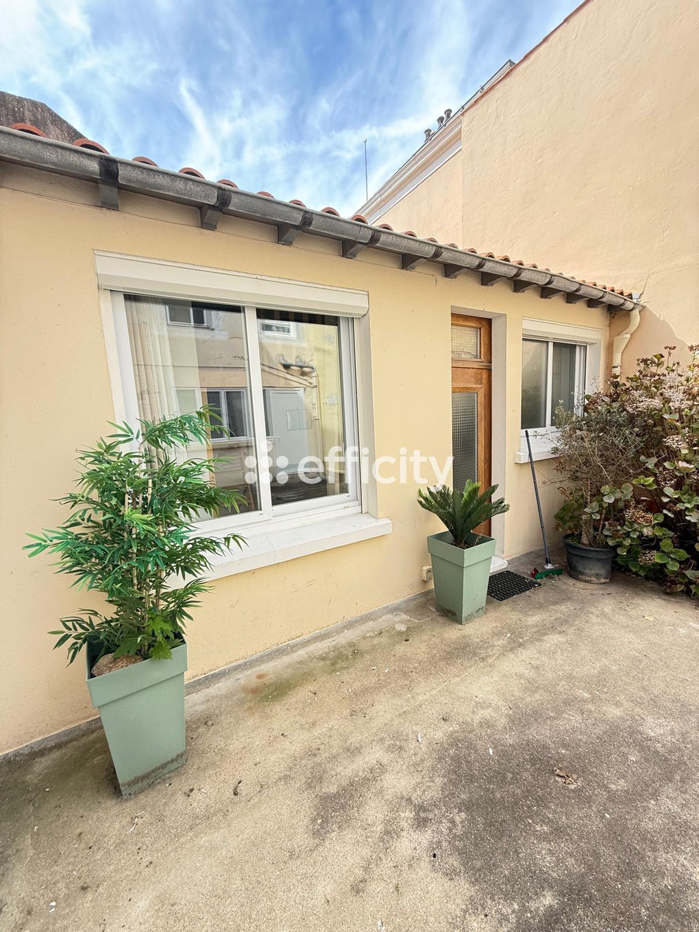 Achat immobilier Appartement 1 pièces  16m2 à Les Sables-d'Olonne (85100) - Photo n°1