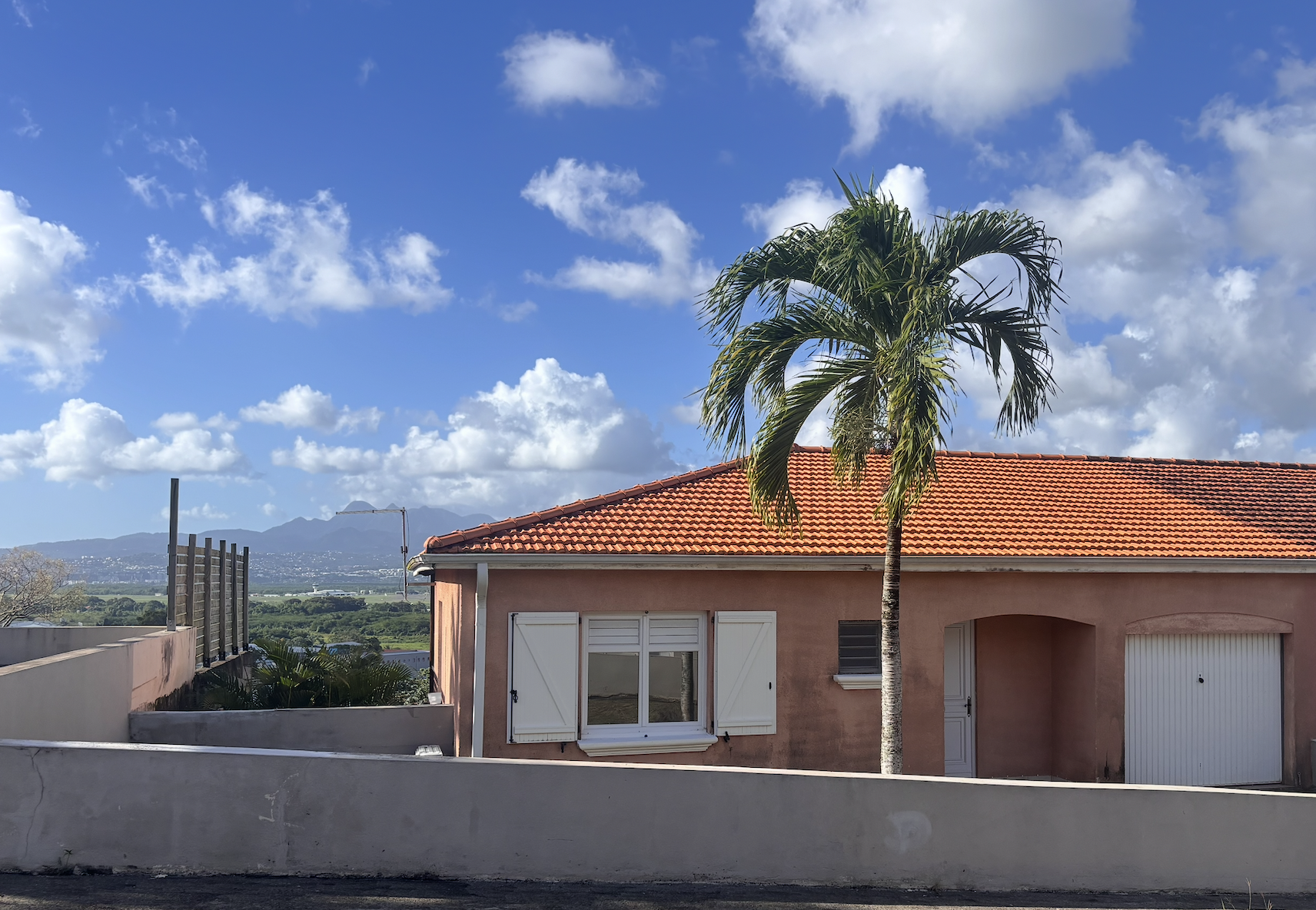 Maison 6 pièces 150 m² · à Ducos · 150 m² · 455 000 €