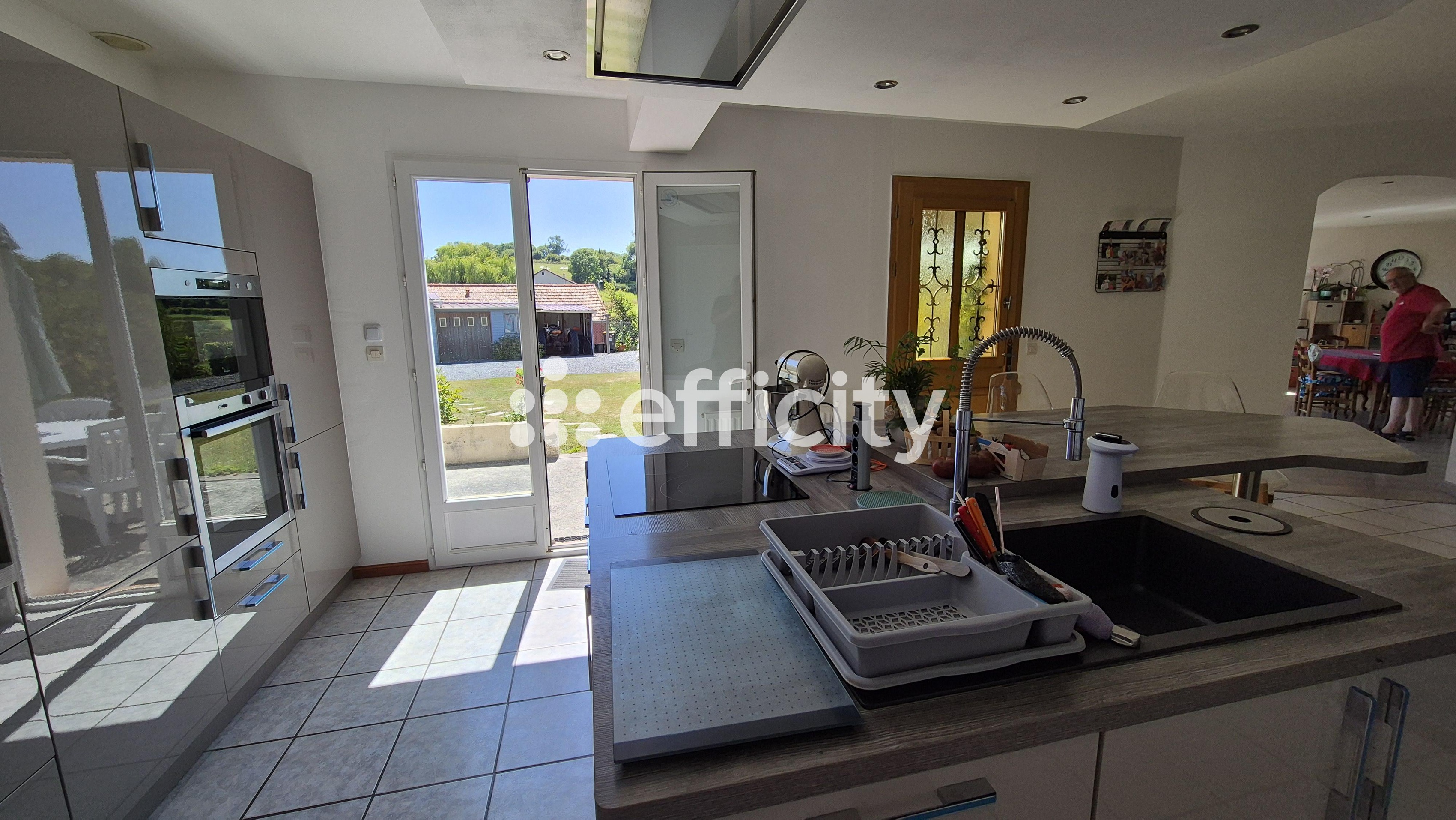 Achat immobilier Maison 8 pièces  150m2 à Tracy-sur-Mer (14117) - Photo n°4