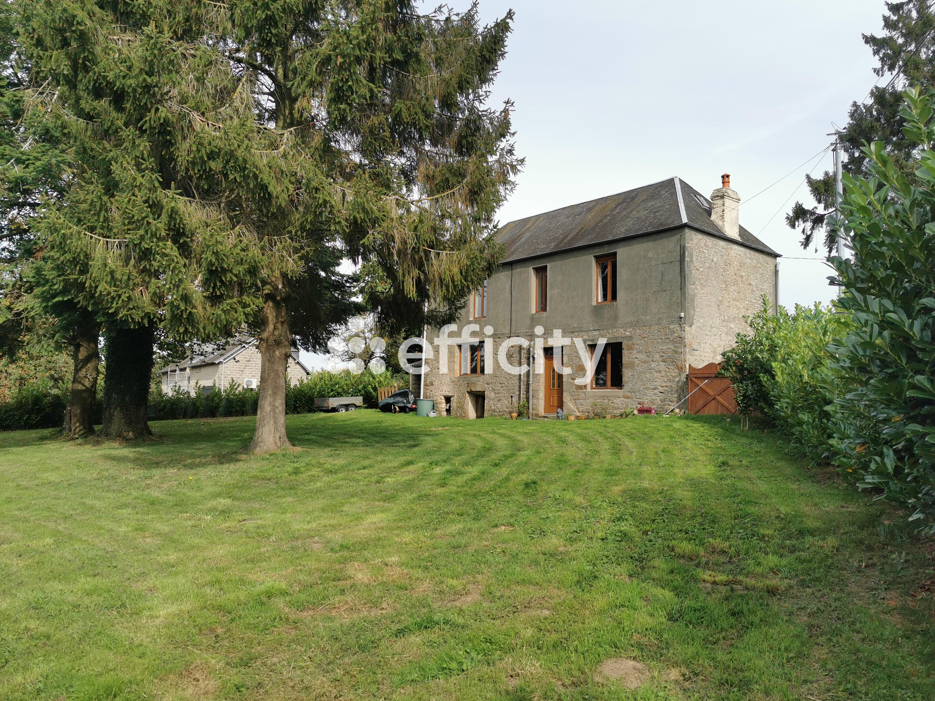 Achat immobilier Maison 4 pièces  111m2 à Juvigny les Vallées (50520) - Photo n°1