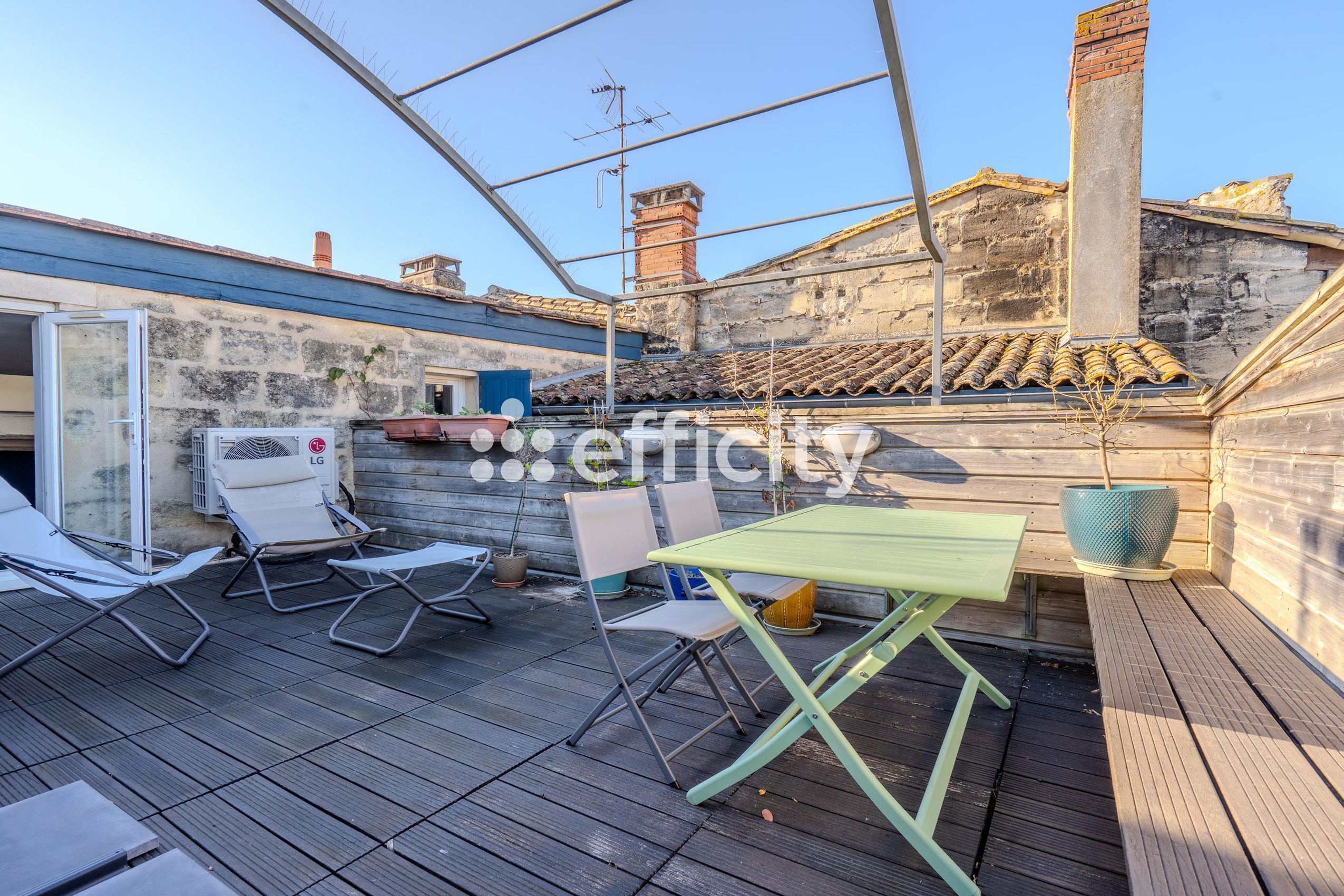 Achat immobilier Appartement 5 pièces  119m2 à Bordeaux (33300) - Photo n°11