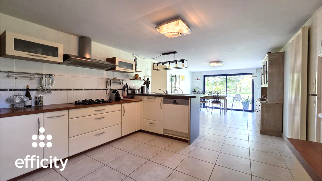 Achat immobilier Maison 8 pièces  190m2 à Bédée (35137) - Photo n°4