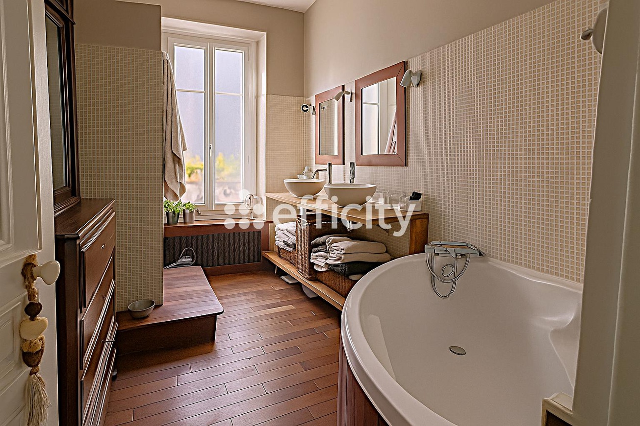 Achat immobilier Maison 9 pièces  304m2 à Melun (77000) - Photo n°11