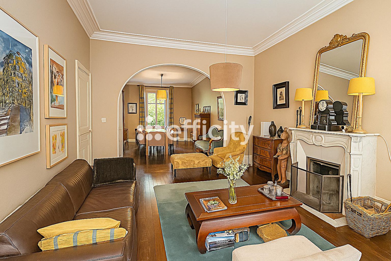 Achat immobilier Maison 9 pièces  304m2 à Melun (77000) - Photo n°4