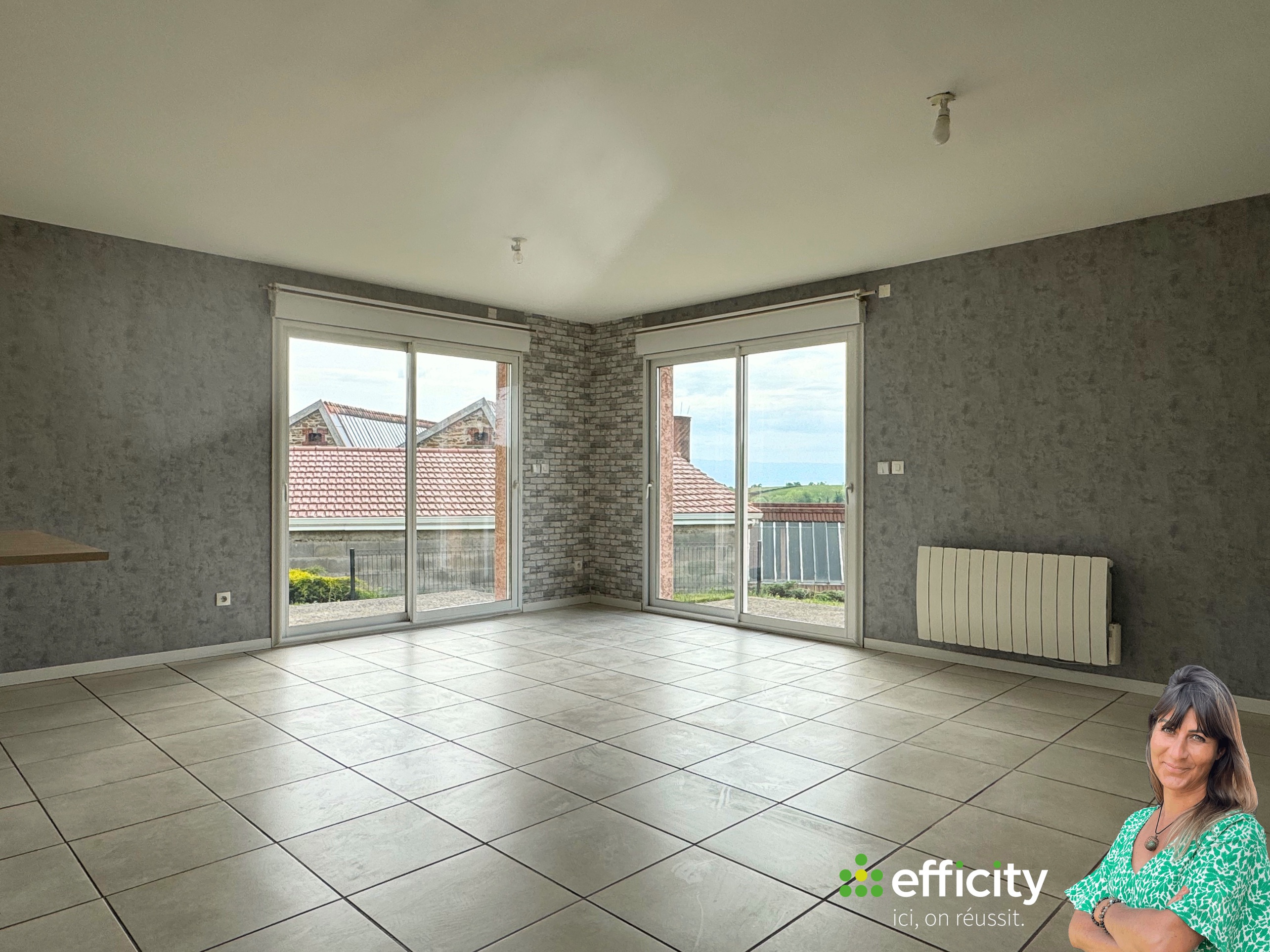 Achat immobilier Maison 5 pièces  110m2 à Bussières (42510) - Photo n°4